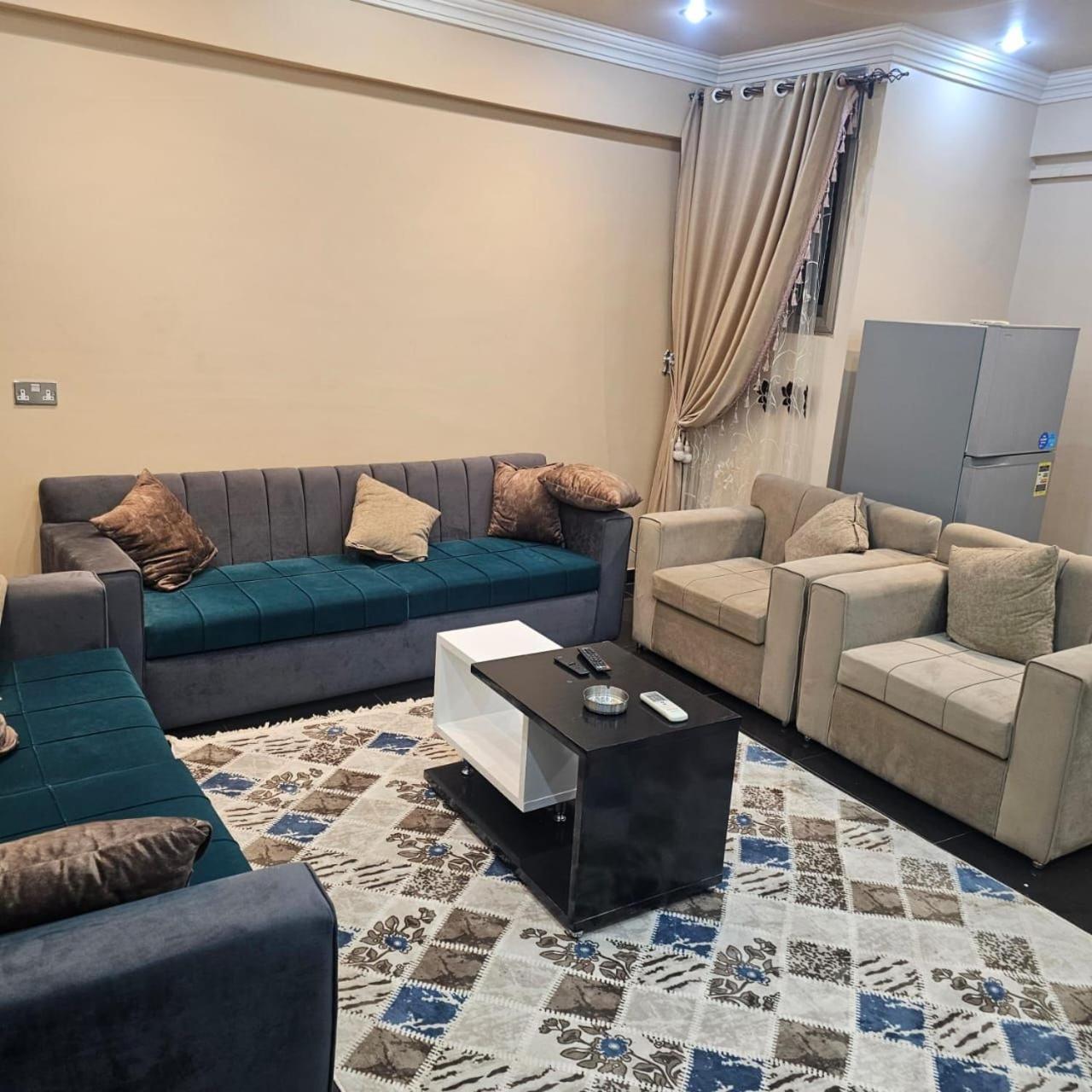 Susan's Guest House and Tours