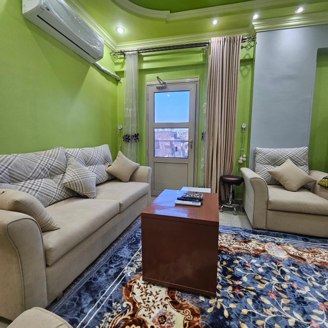 Susan's Guest House and Tours