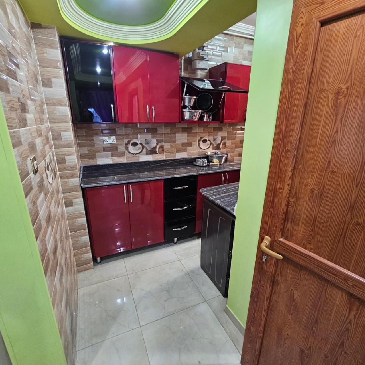 Susan's Guest House and Tours