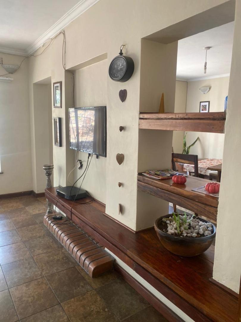Stylehive-mw Apartment's view 4
