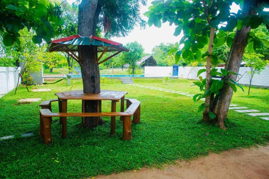 Dhona's Villa