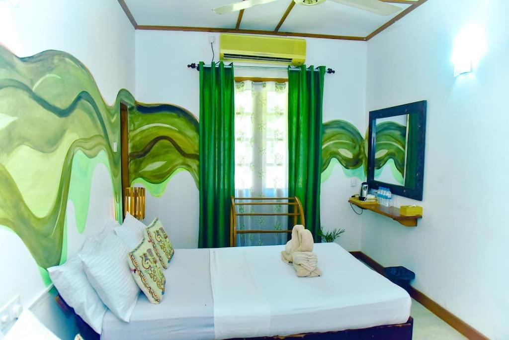 Dhona's Villa