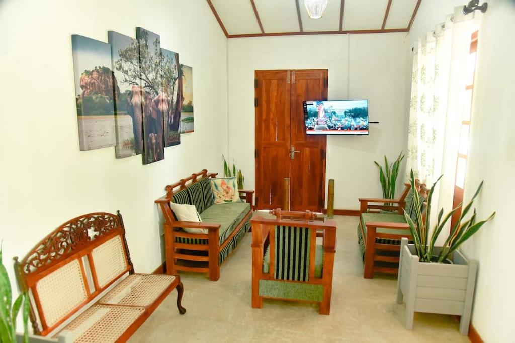 Dhona's Villa