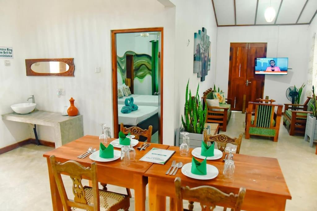 Dhona's Villa