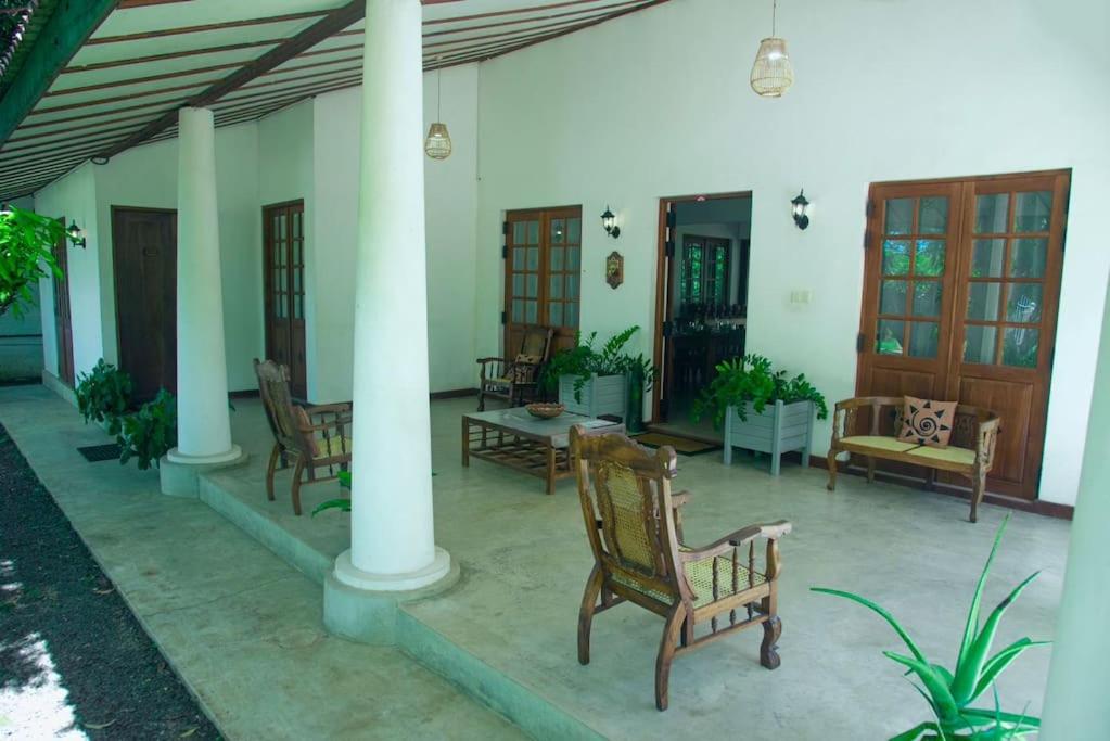 Dhona's Villa
