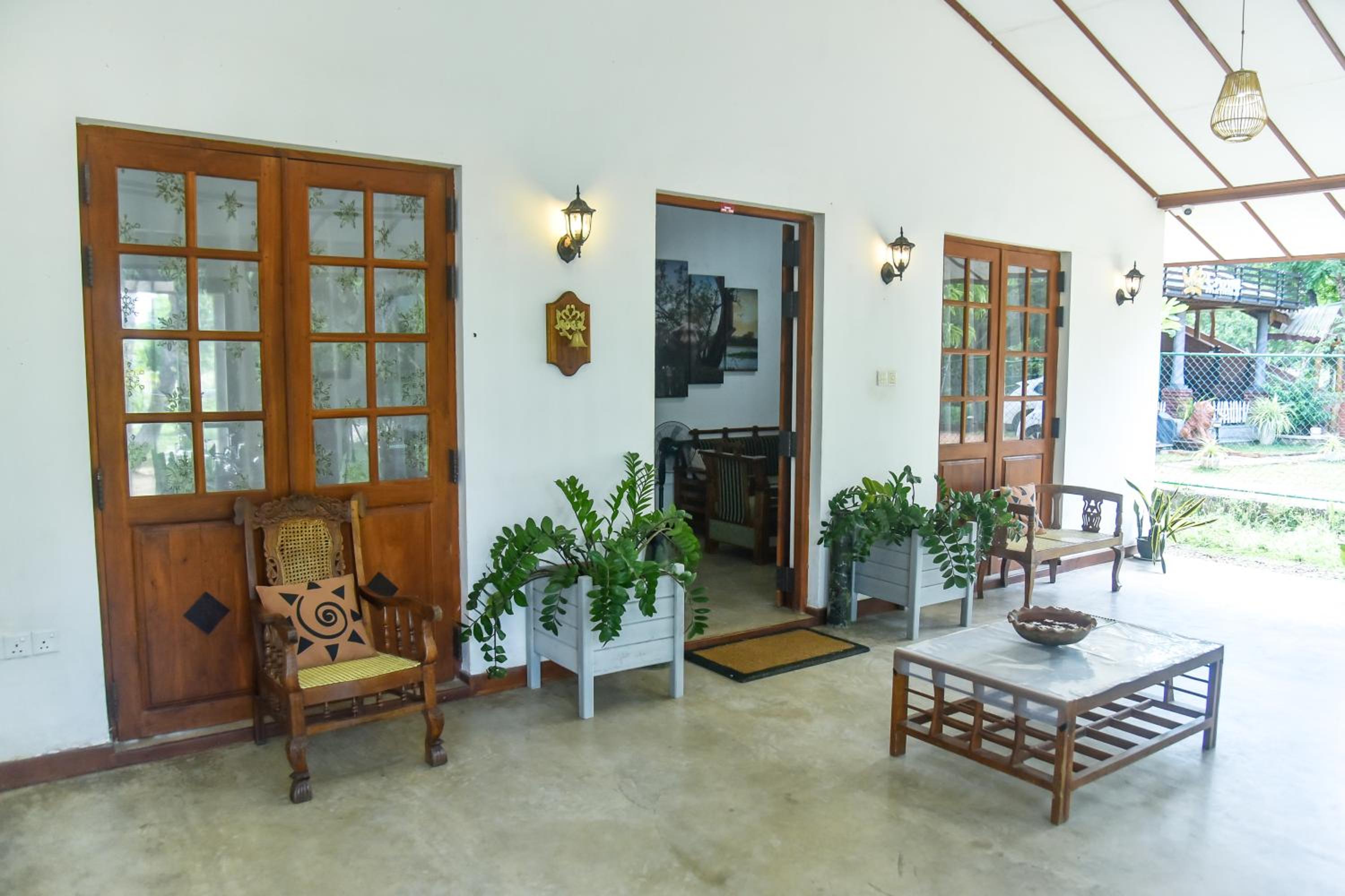 Dhona's Villa