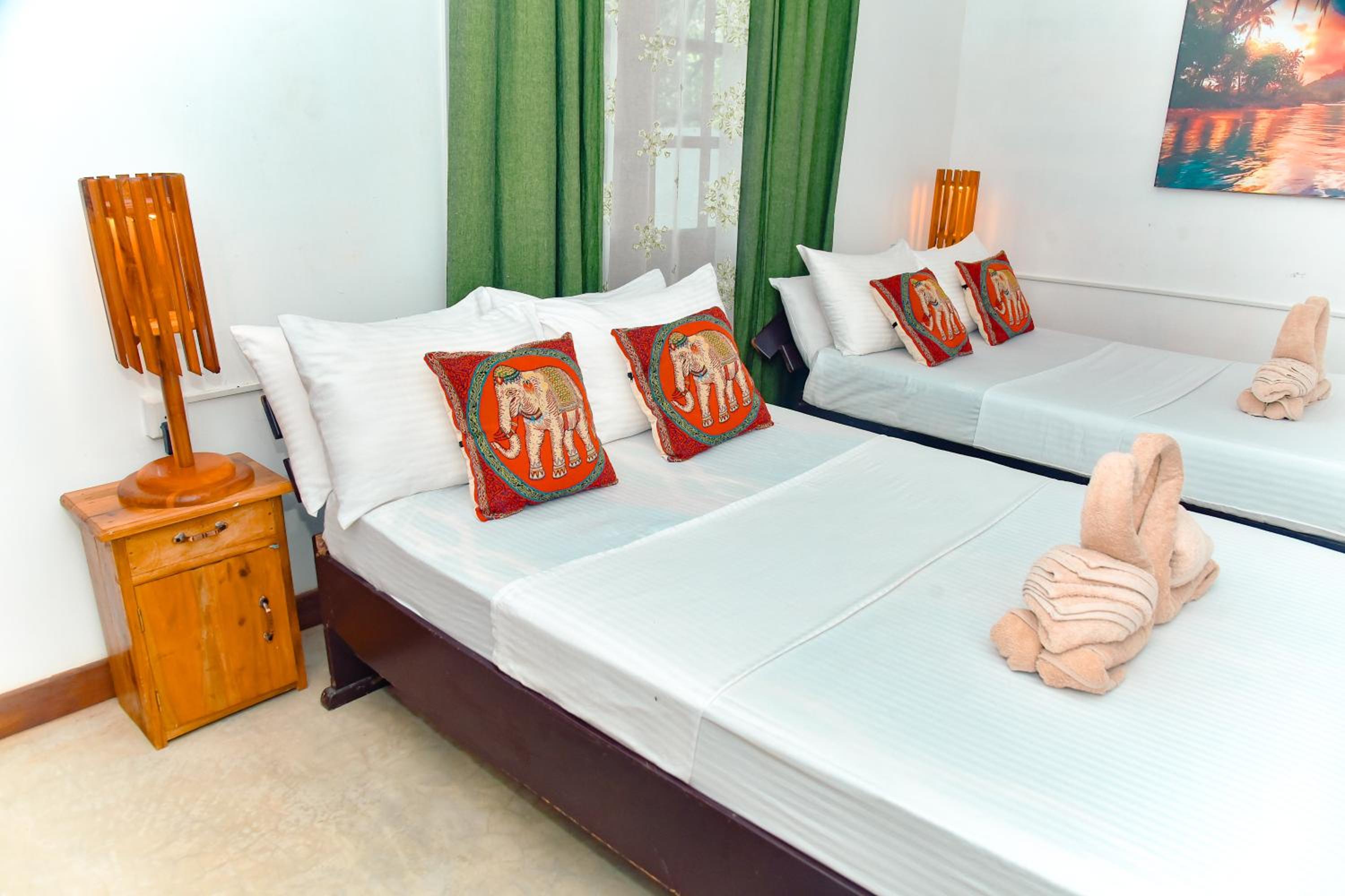 Dhona's Villa