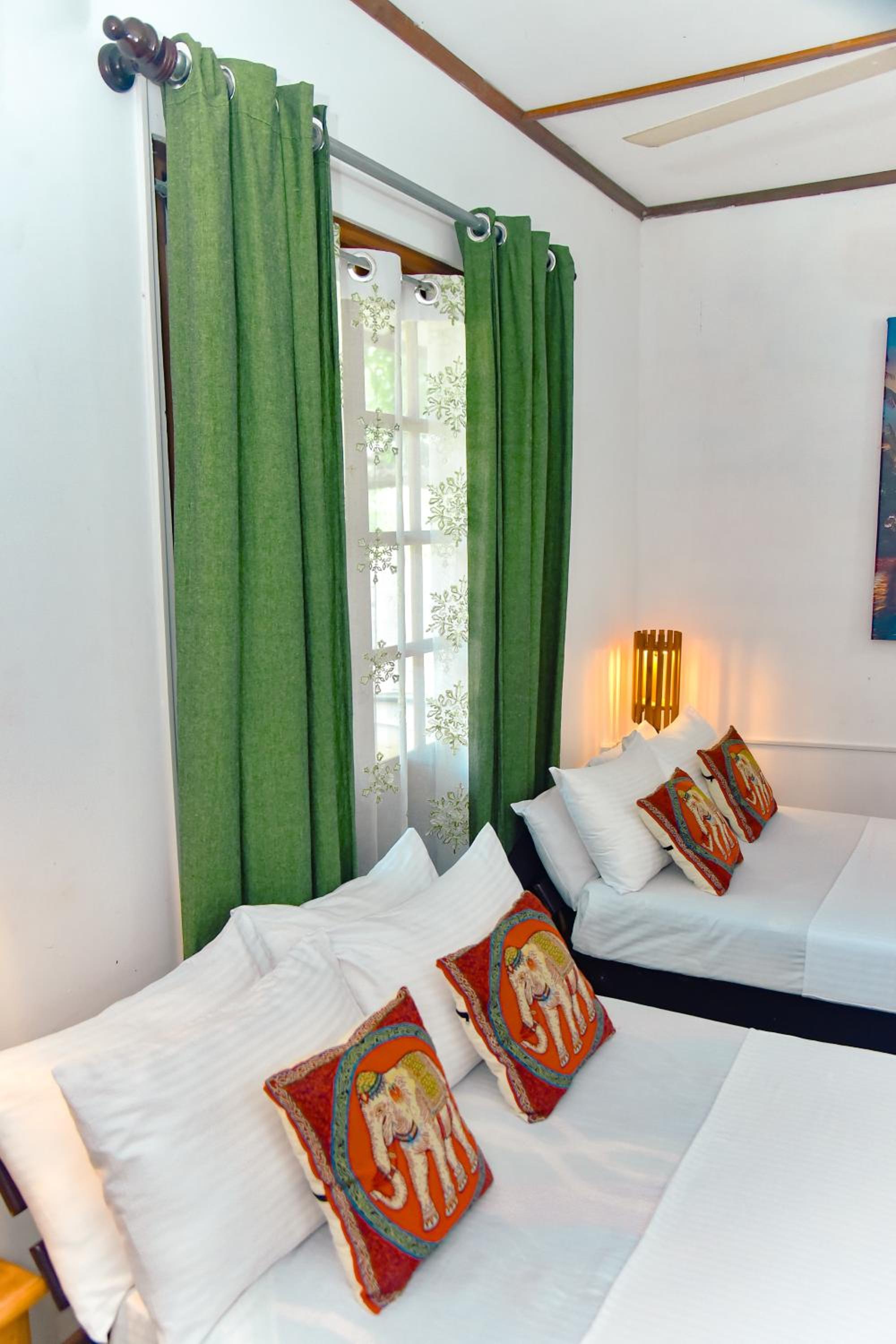Dhona's Villa