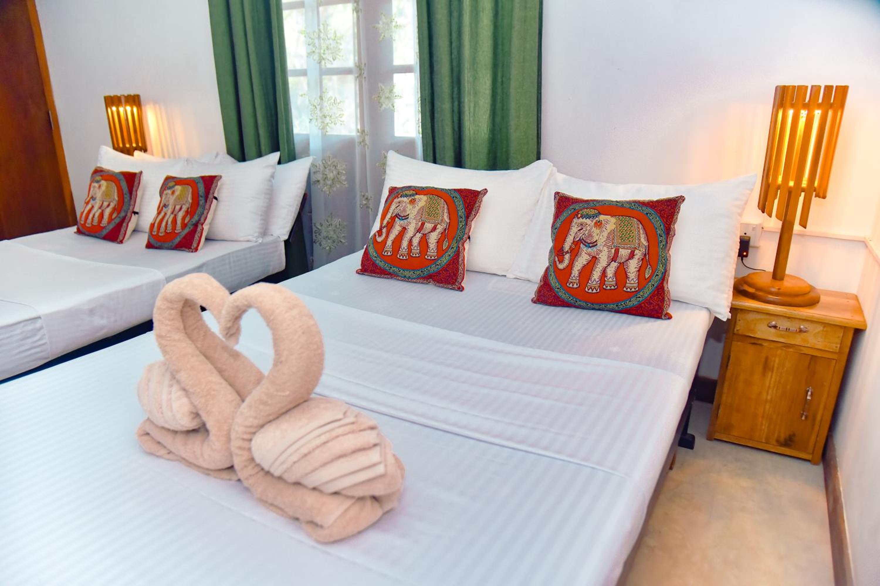 Dhona's Villa