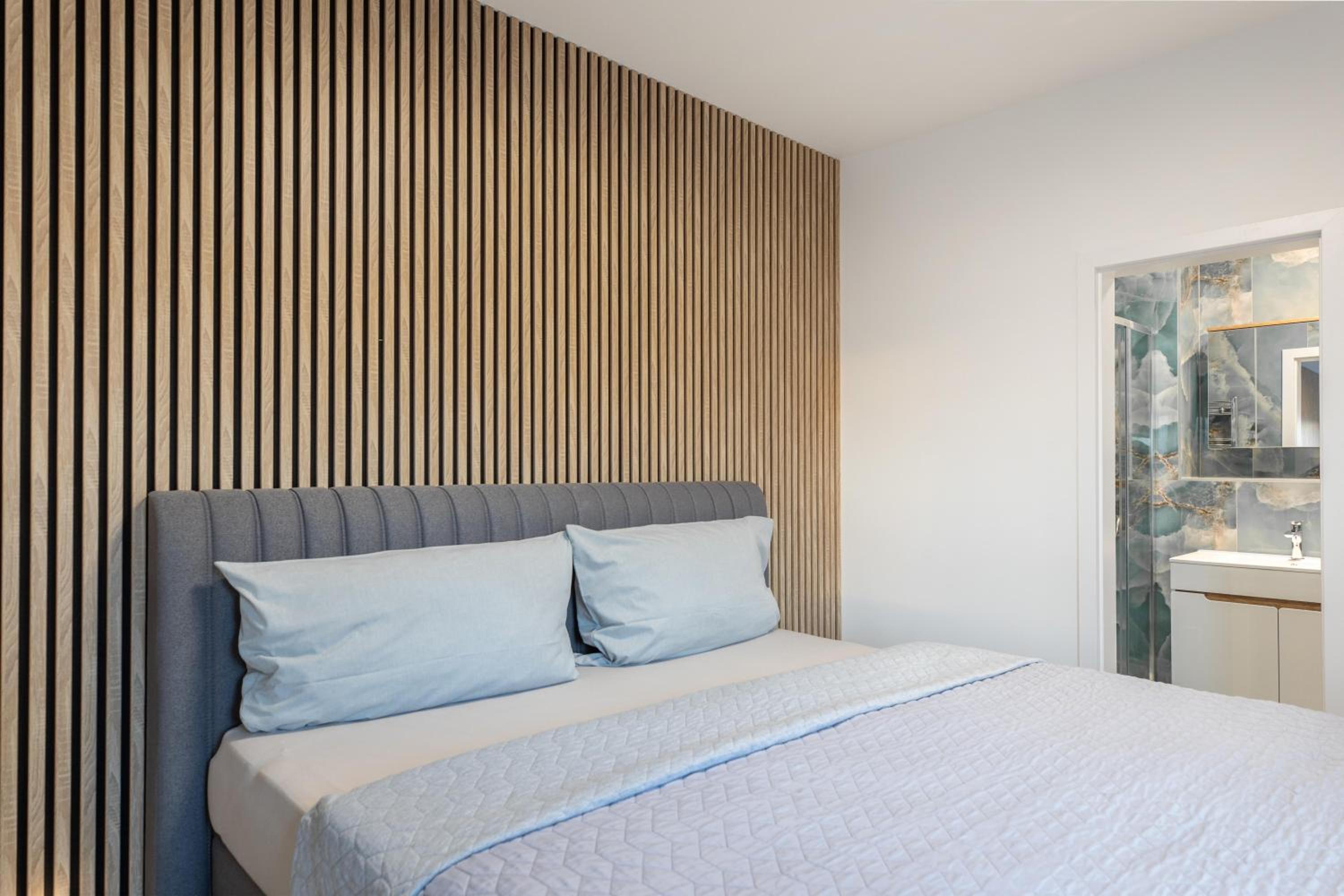 Airport Luxury Apartment & Spa Prague