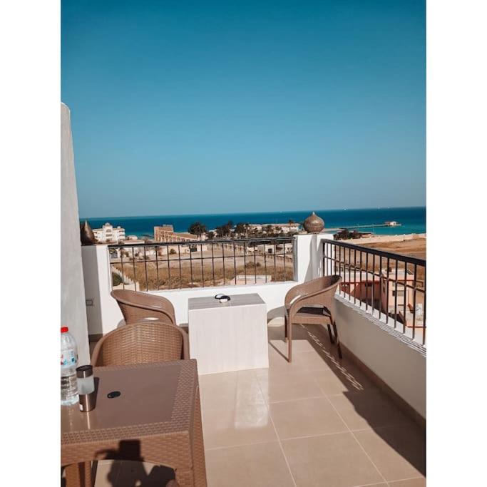 Rooftop studio sea view in Hurghada with private terrace