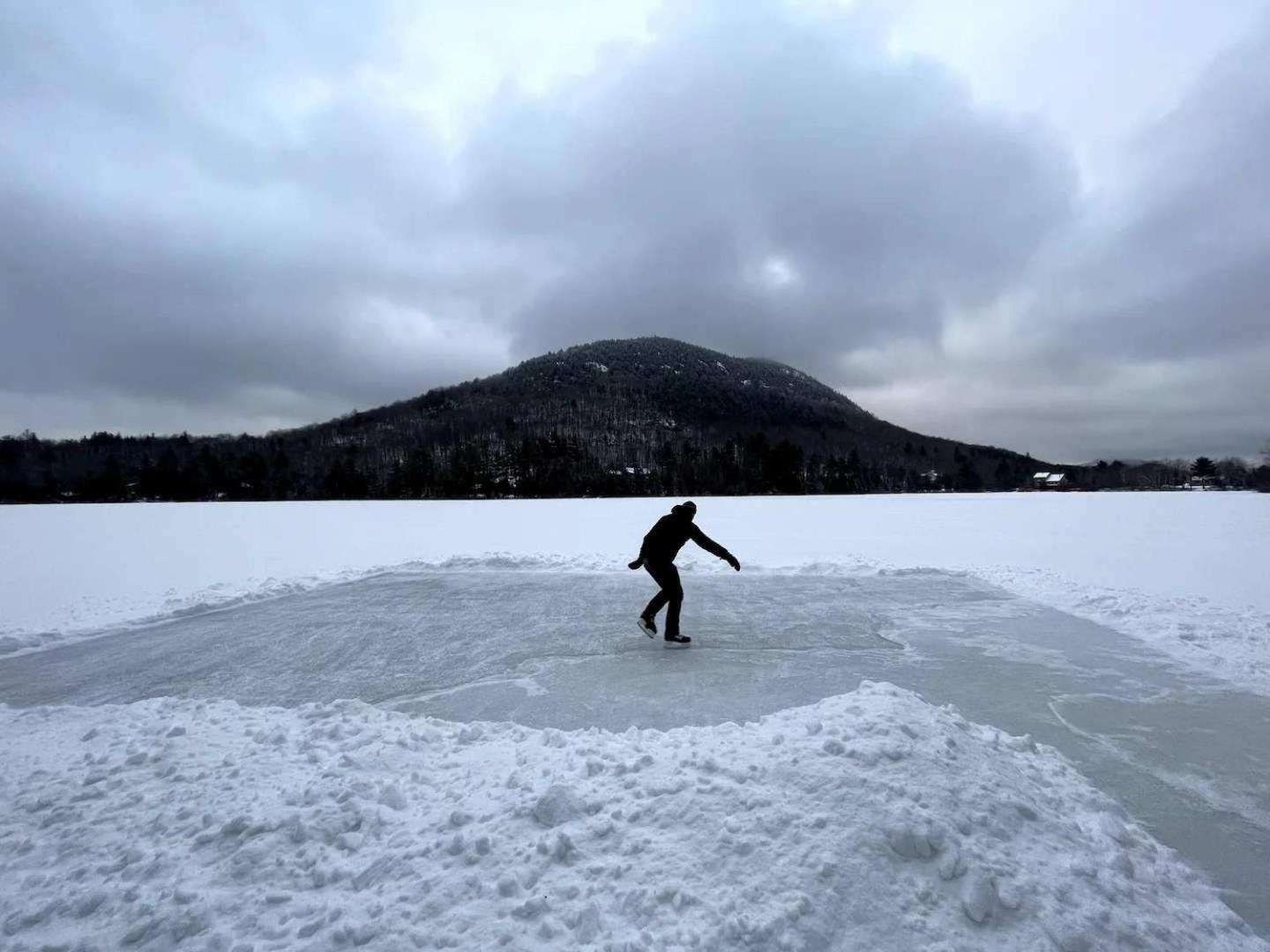 The Owl's Nest - Lakeside peacefulness ski & hiking