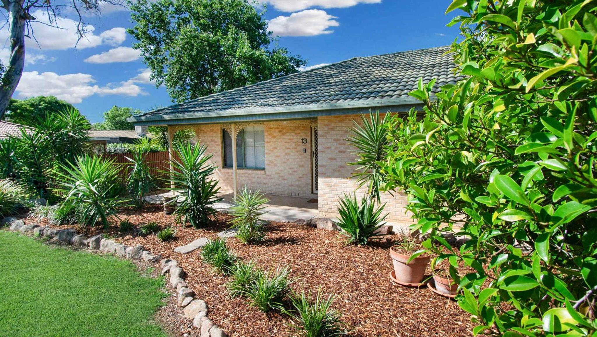 Oleander Cottage - Cosy Ambience, Pets Allowed