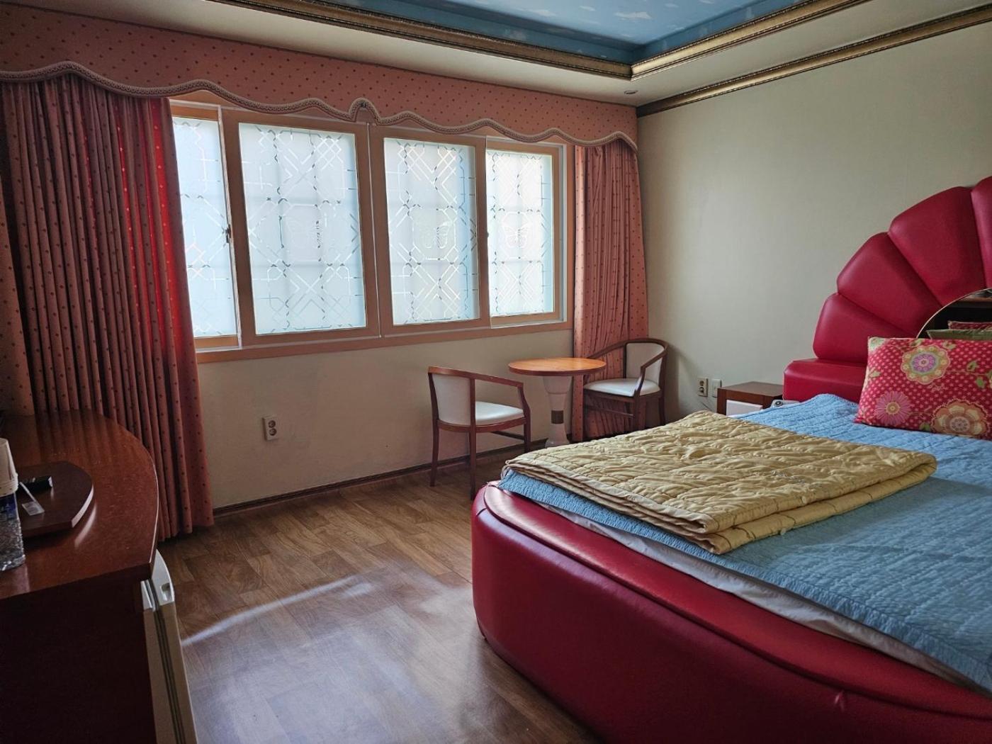 Pataya Motel, Geoje - 9