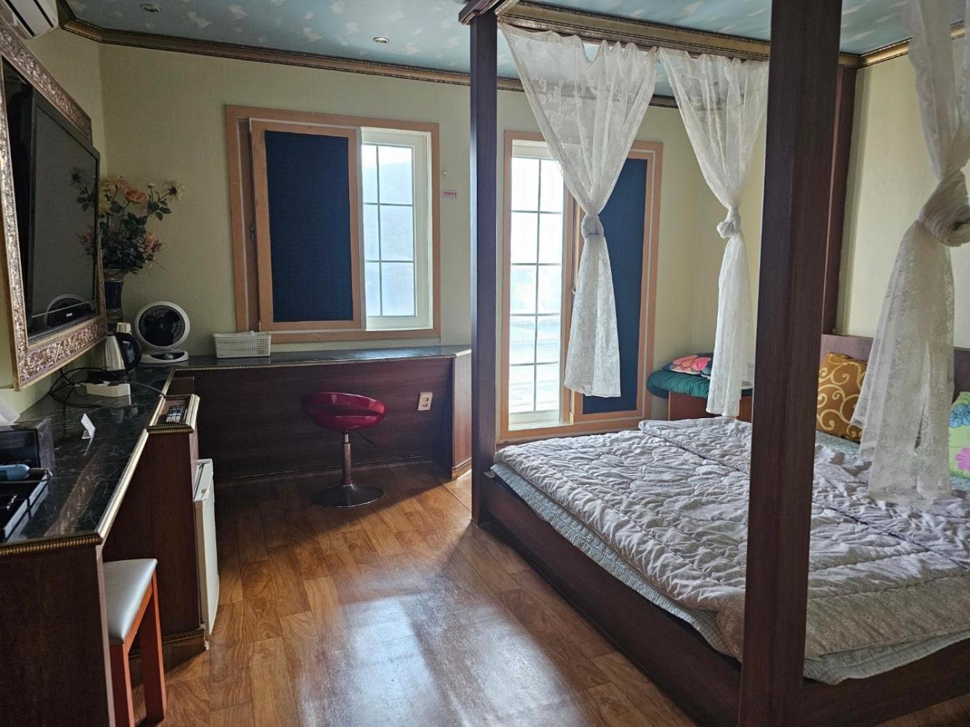 Pataya Motel, Geoje - 2