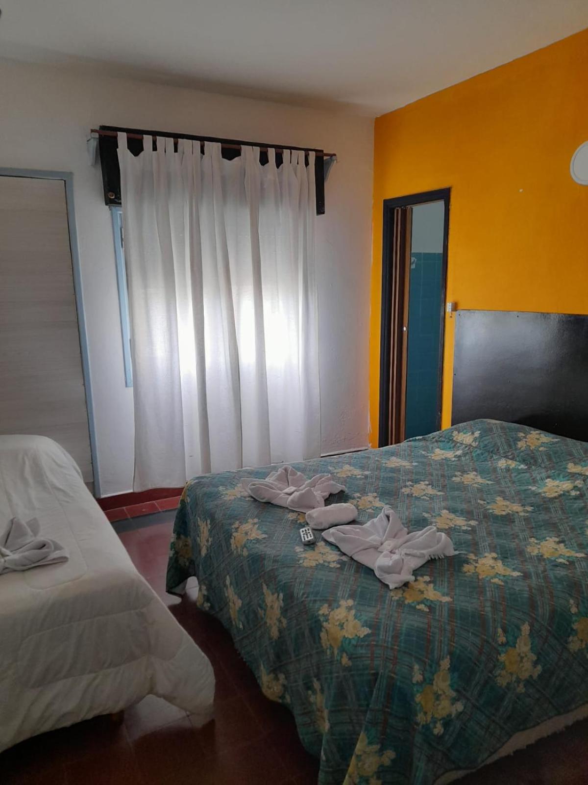 HOTEL FRENTE al MAR