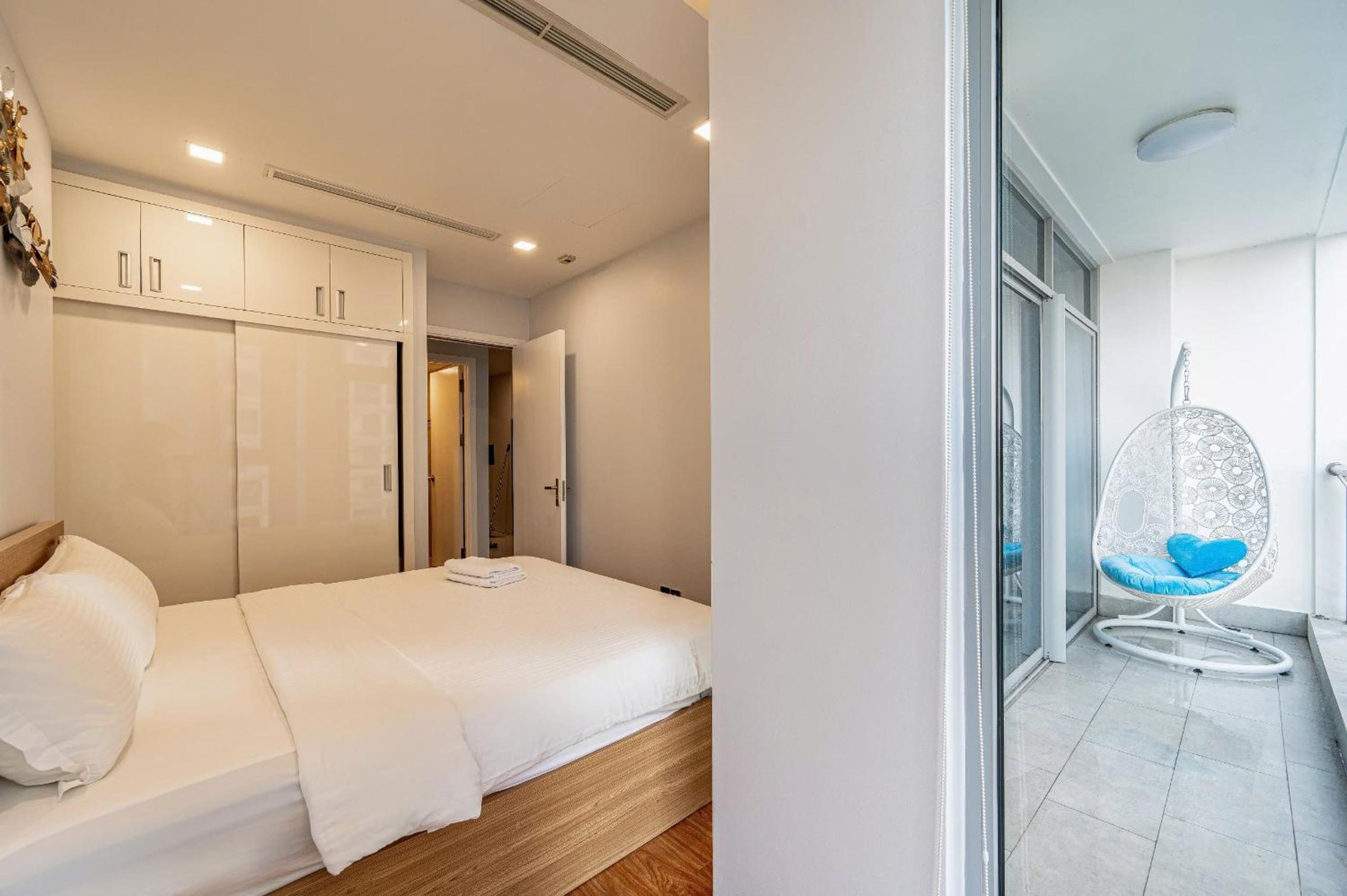 Vinhomes Landmark Luxury Apartment Since 2025