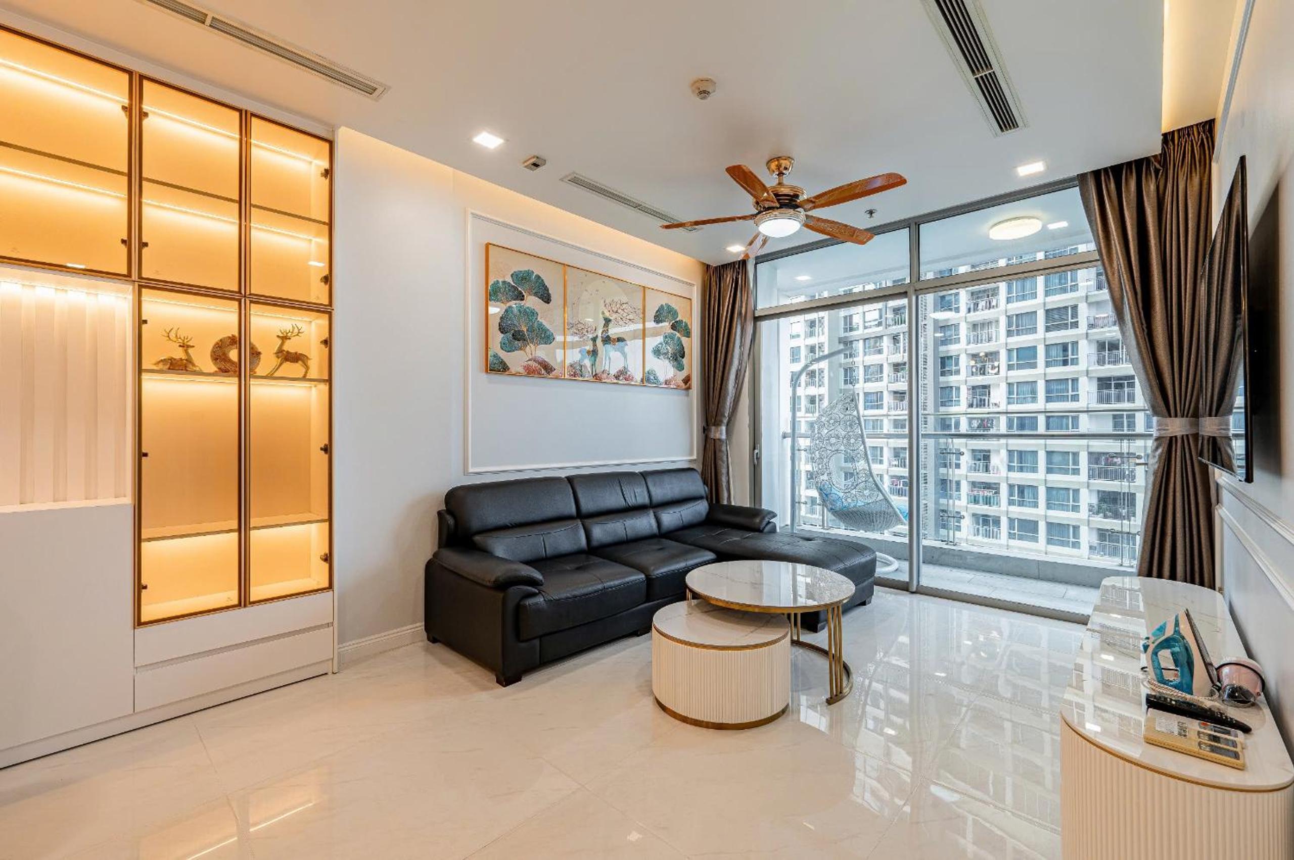 Vinhomes Landmark Luxury Apartment Since 2025