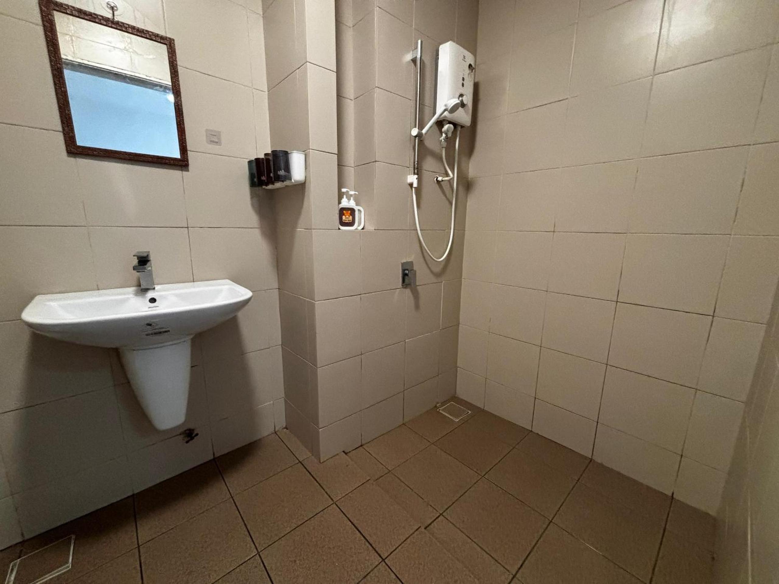 I-City 2 Bedroom, Indoor Playground, 6 Bed #A1101 photo 4