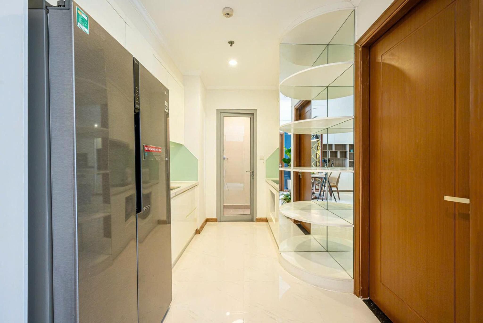 Vinhomes Landmark Luxury Apartment Since 2025