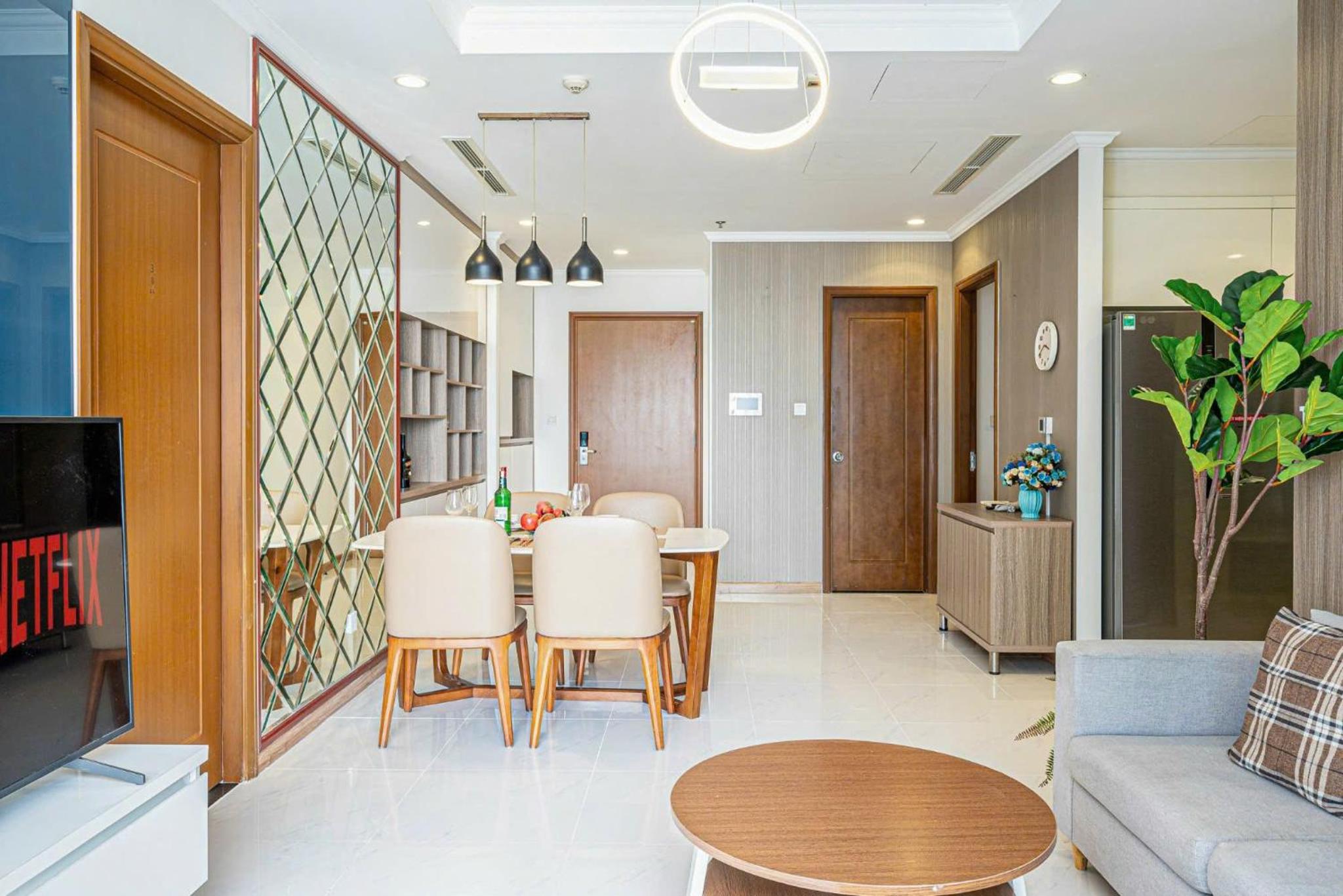 Vinhomes Landmark Luxury Apartment Since 2025