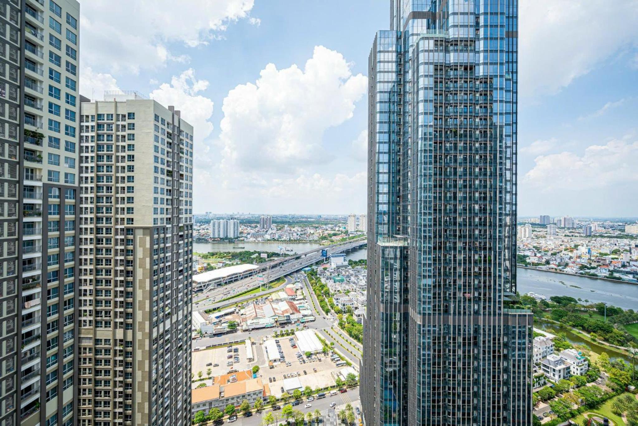 Vinhomes Landmark Luxury Apartment Since 2025