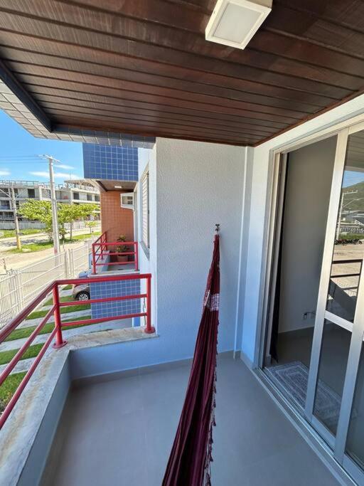 Comfortable 2 Bedroom Apartment Near The Beach