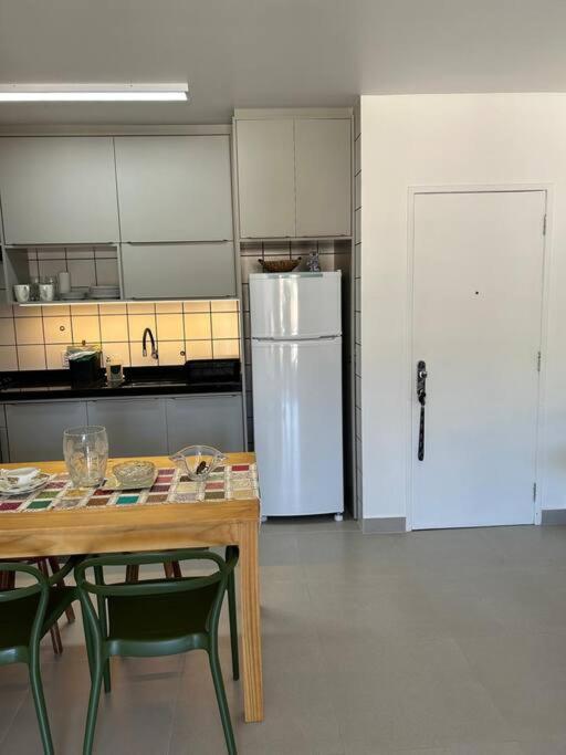 Comfortable 2 Bedroom Apartment Near The Beach