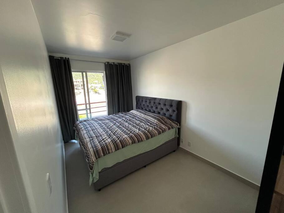 Comfortable 2 Bedroom Apartment Near The Beach