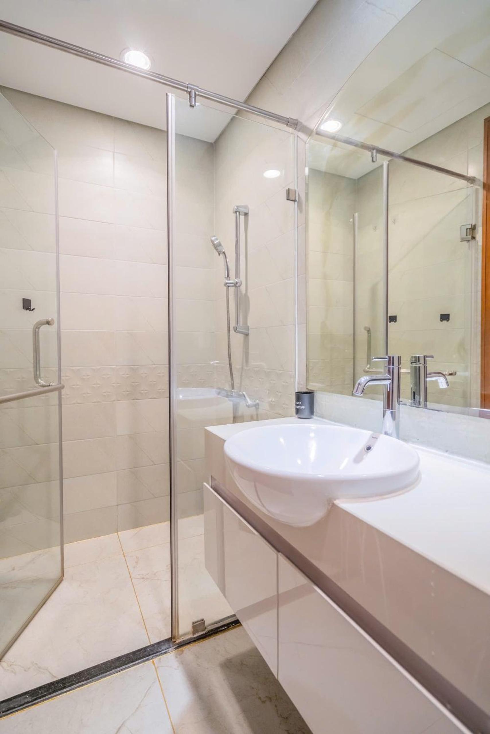 Vinhomes Landmark Luxury Apartment Since 2025