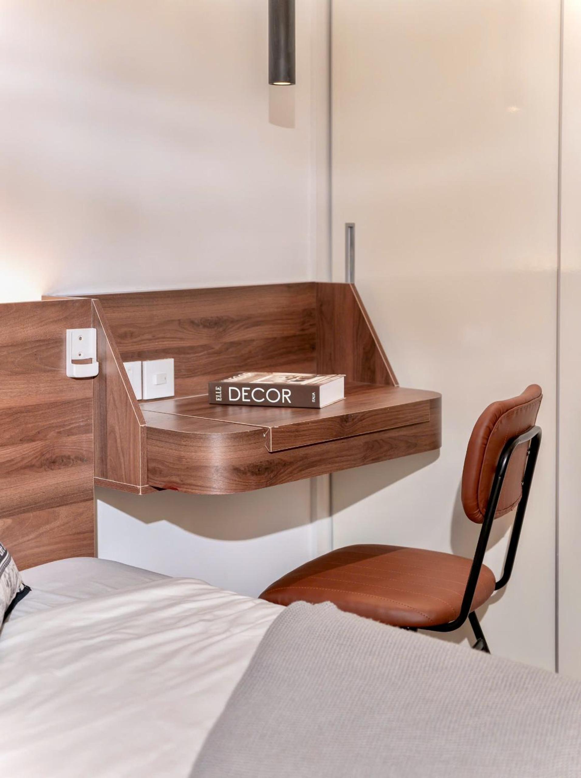 Vinhomes Landmark Luxury Apartment Since 2025