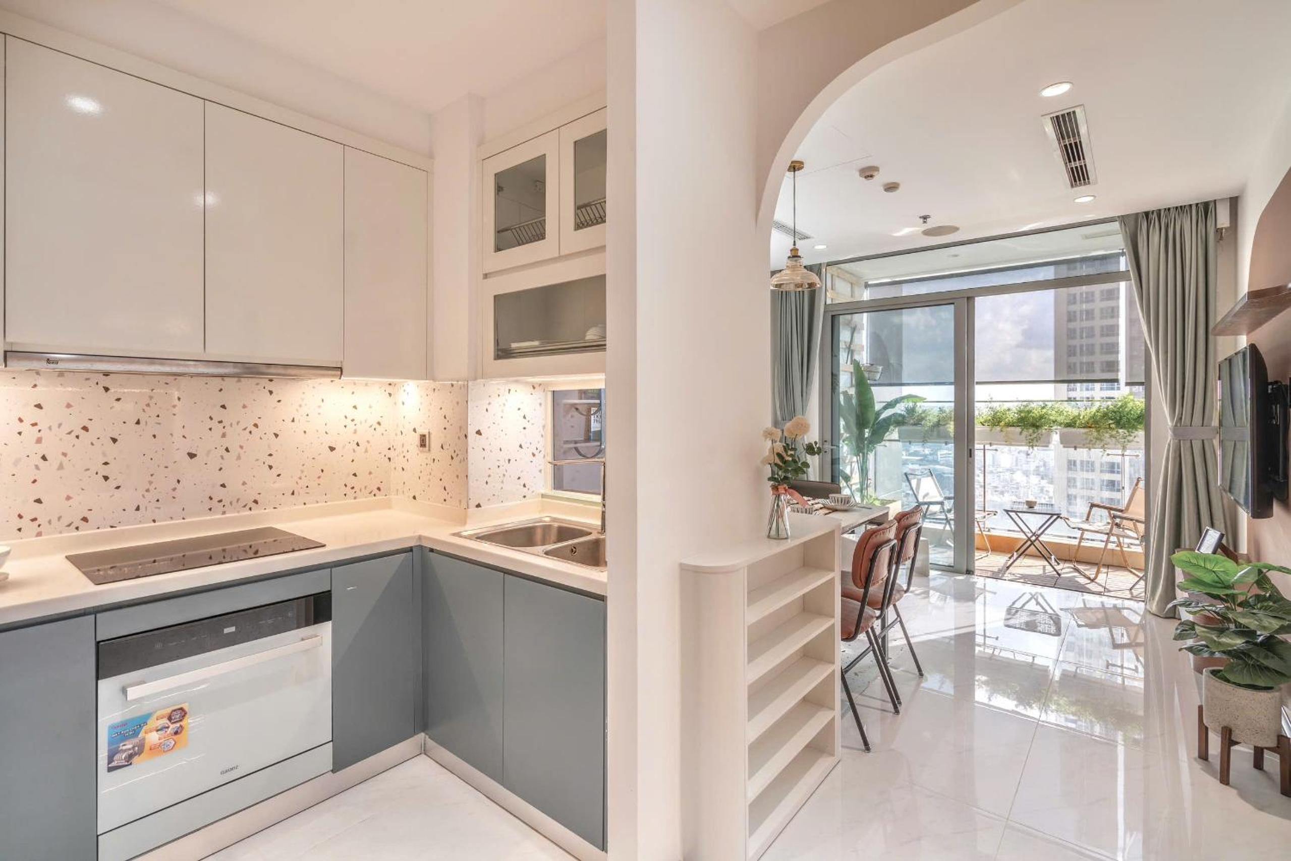 Vinhomes Landmark Luxury Apartment Since 2025