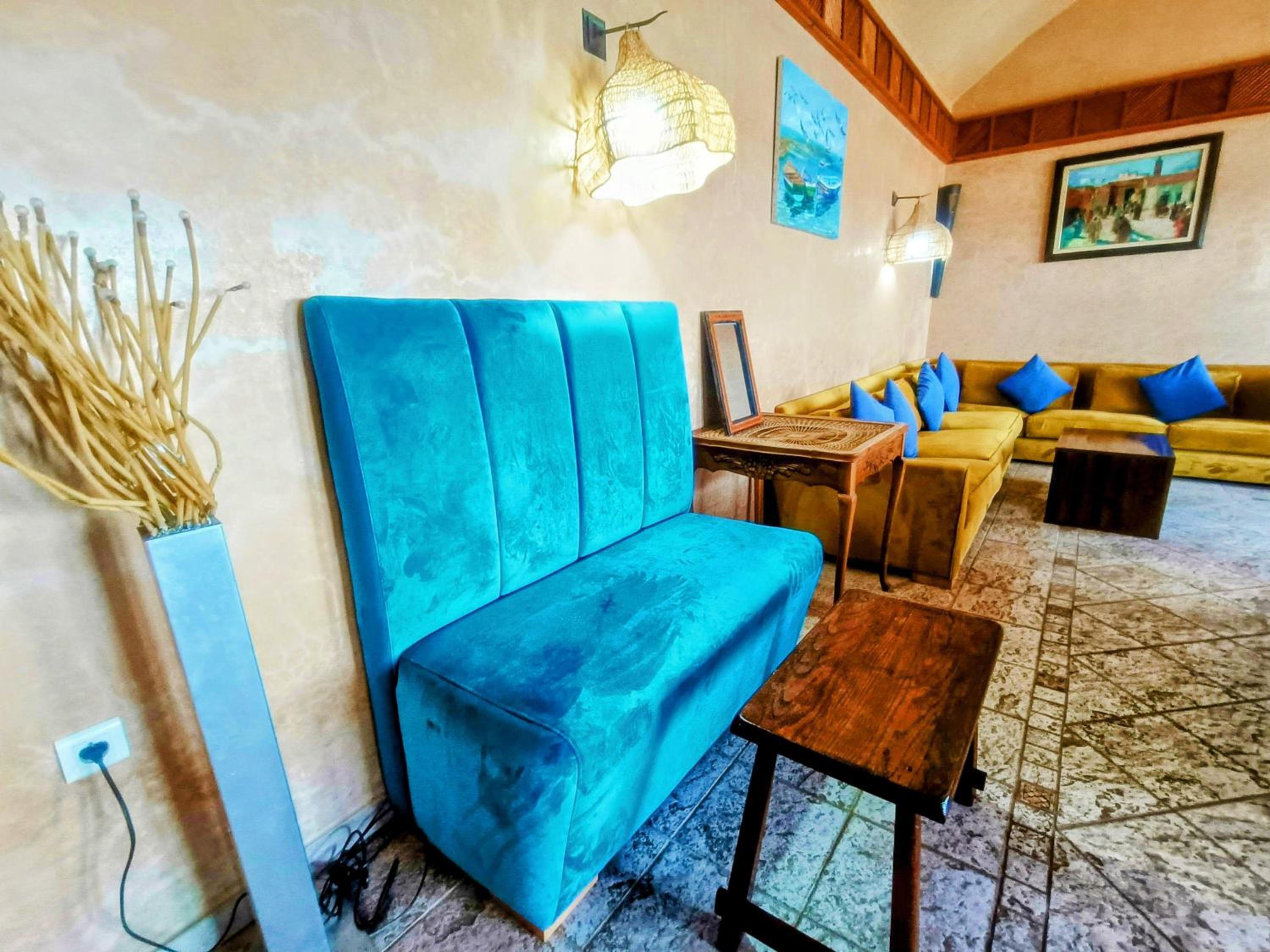 lounge
