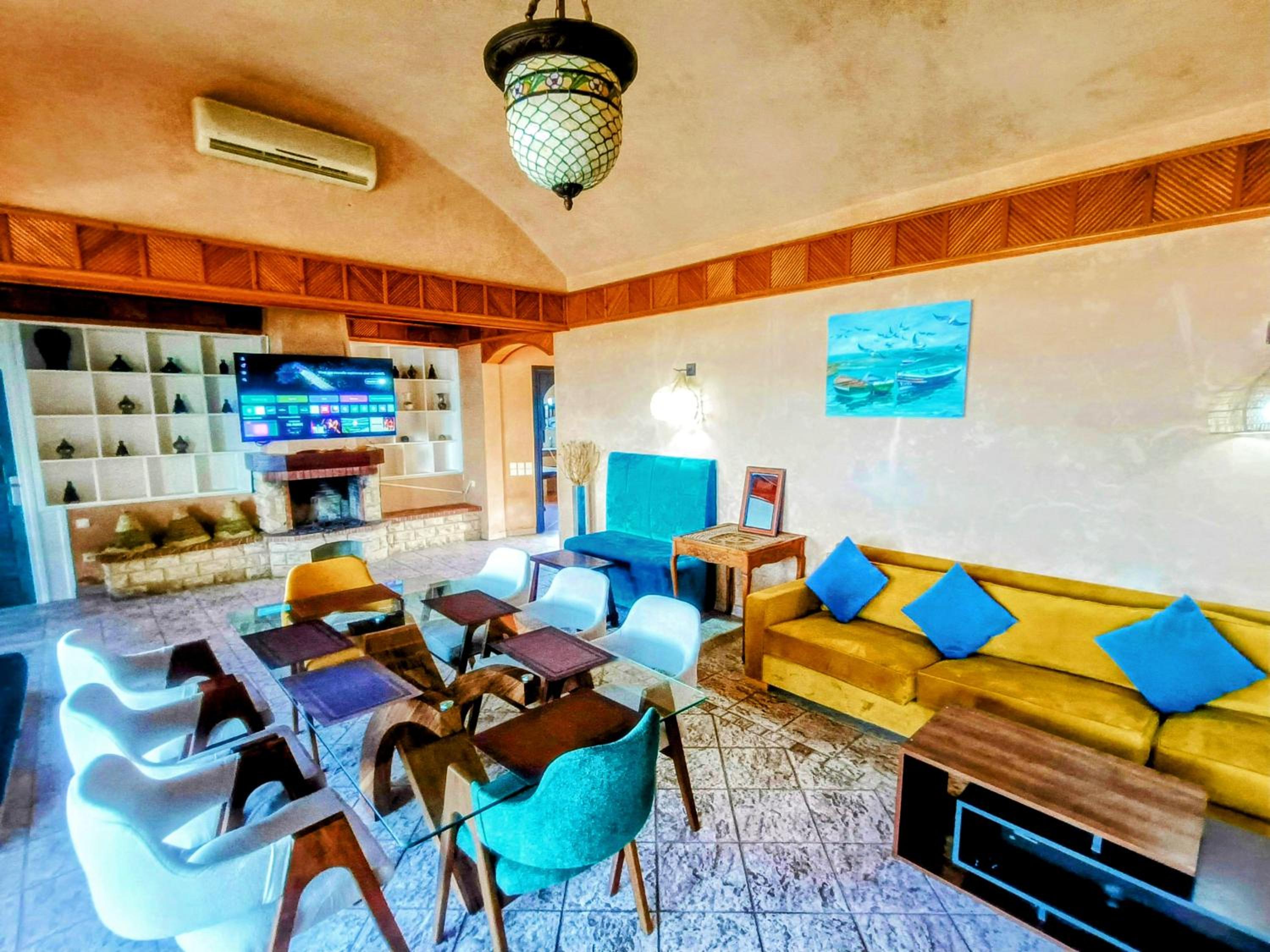 lounge