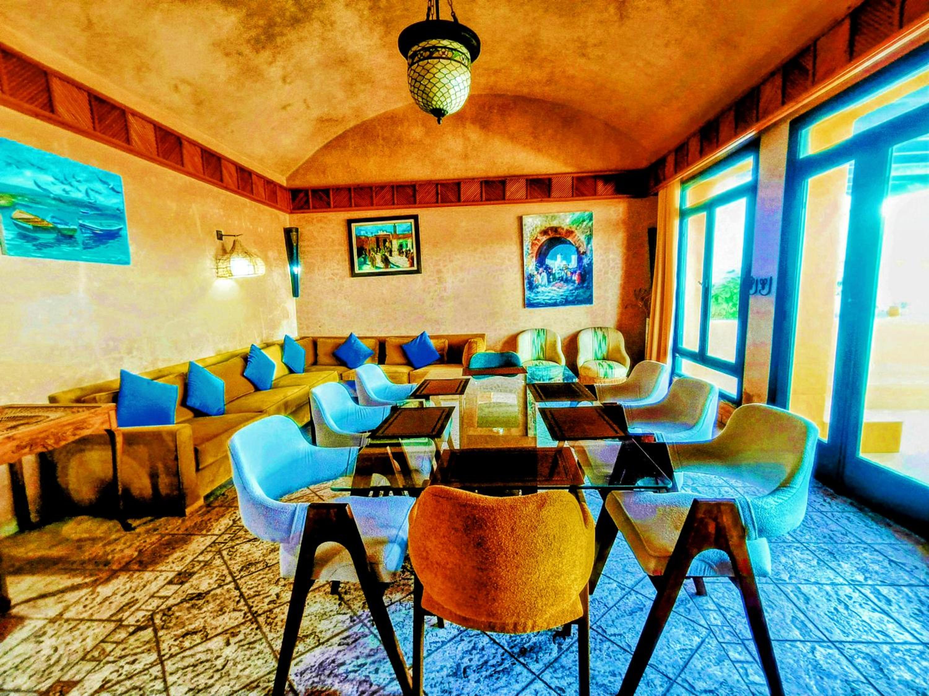 lounge