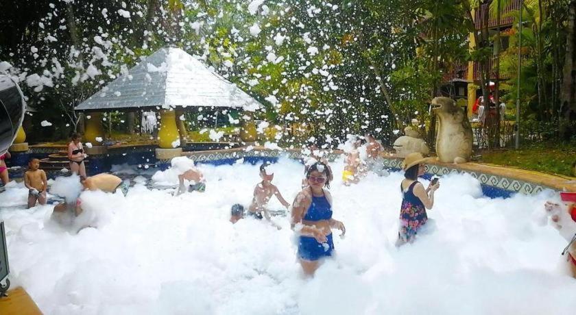 Sanya Haitang Bay Nantian Hot Spring Resort