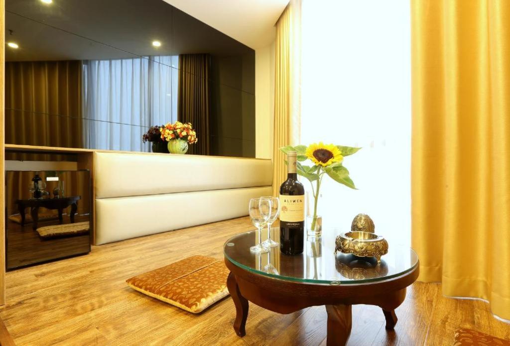 Âu Việt Hotel 126 Nguyễn Hoàng - by BAY LUXURY