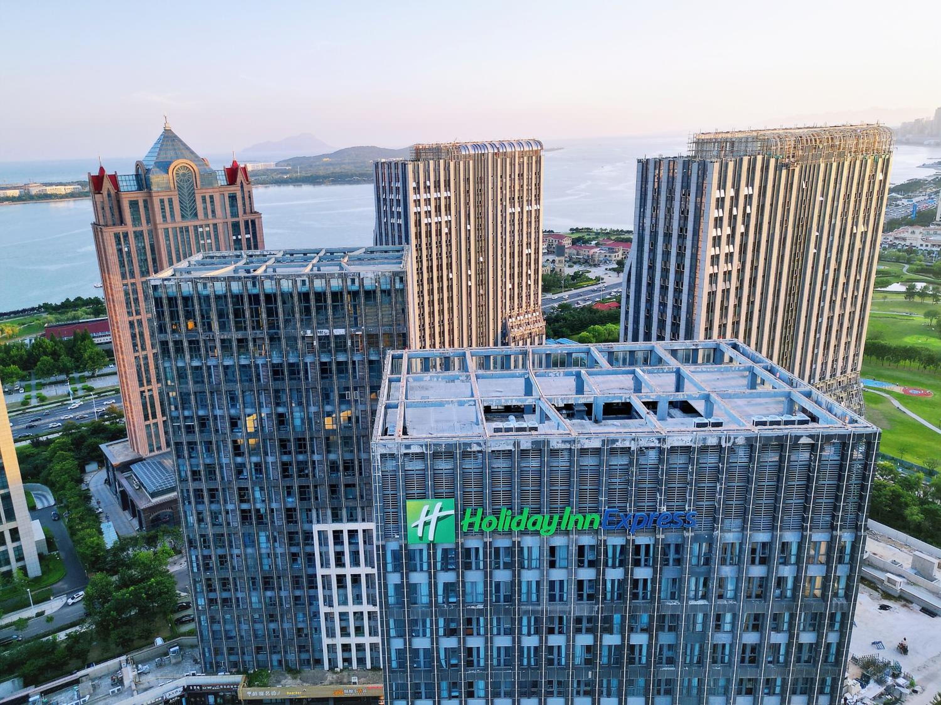 Holiday Inn Express - Qingdao West Coast by IHG