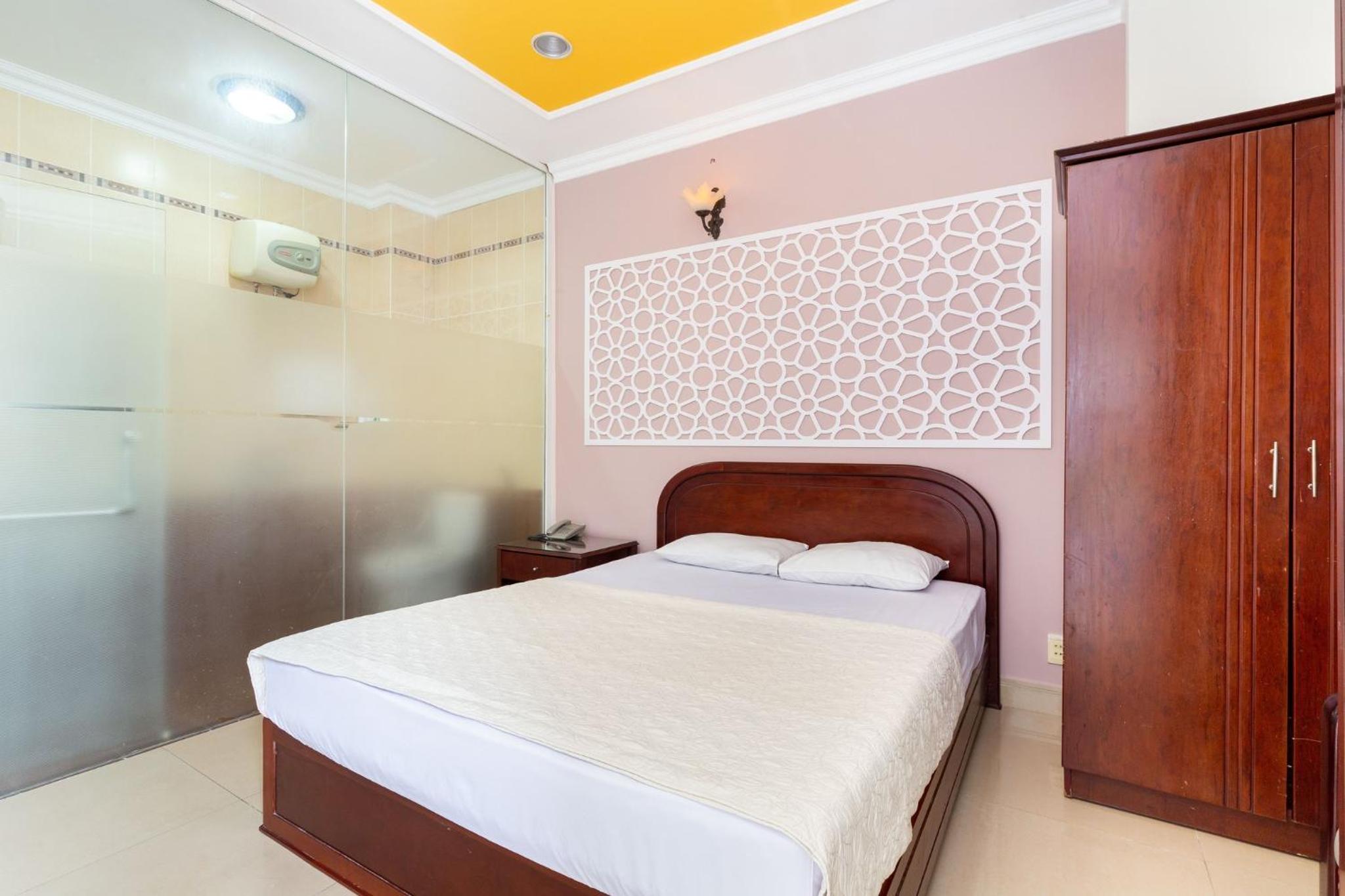Mai Hotel SG- by BAY LUXURY