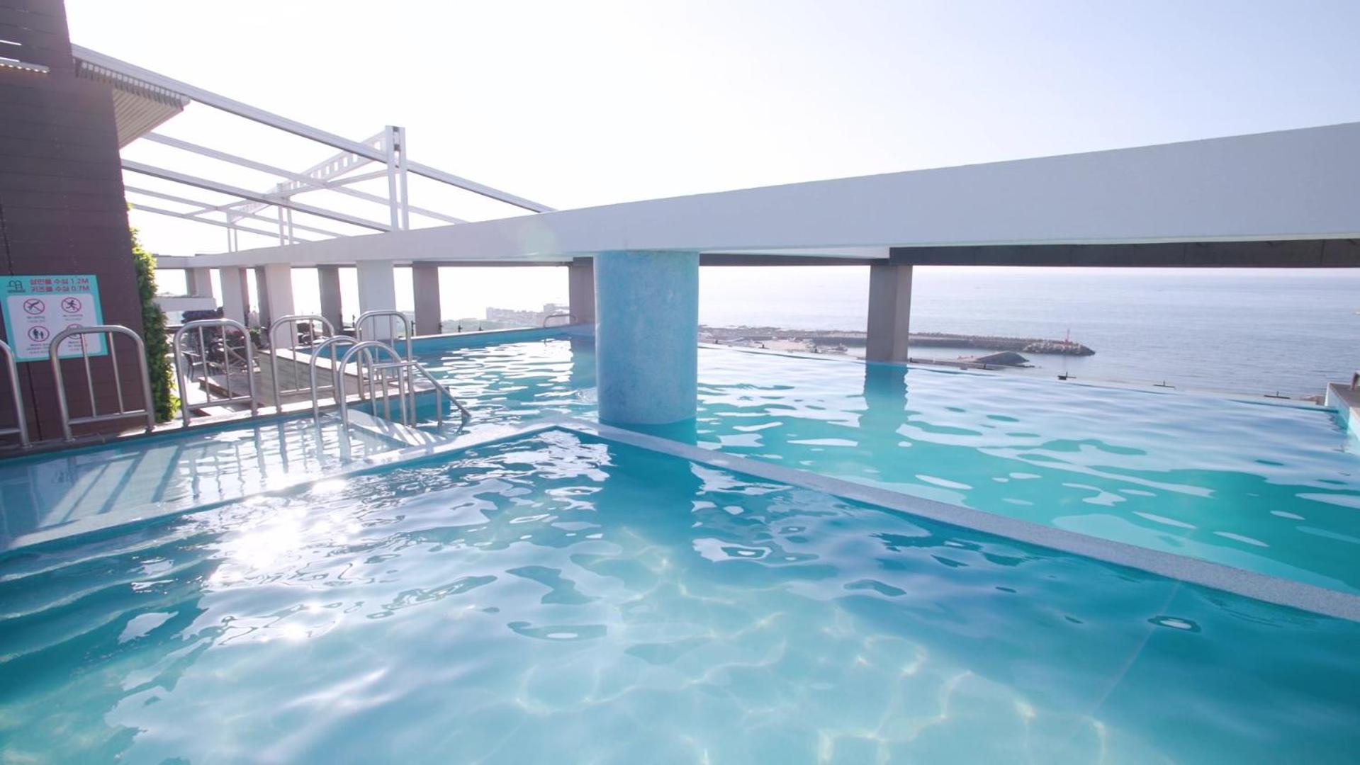 Jeju Vacations - Grabel Hotel Jeju - Property Image 3