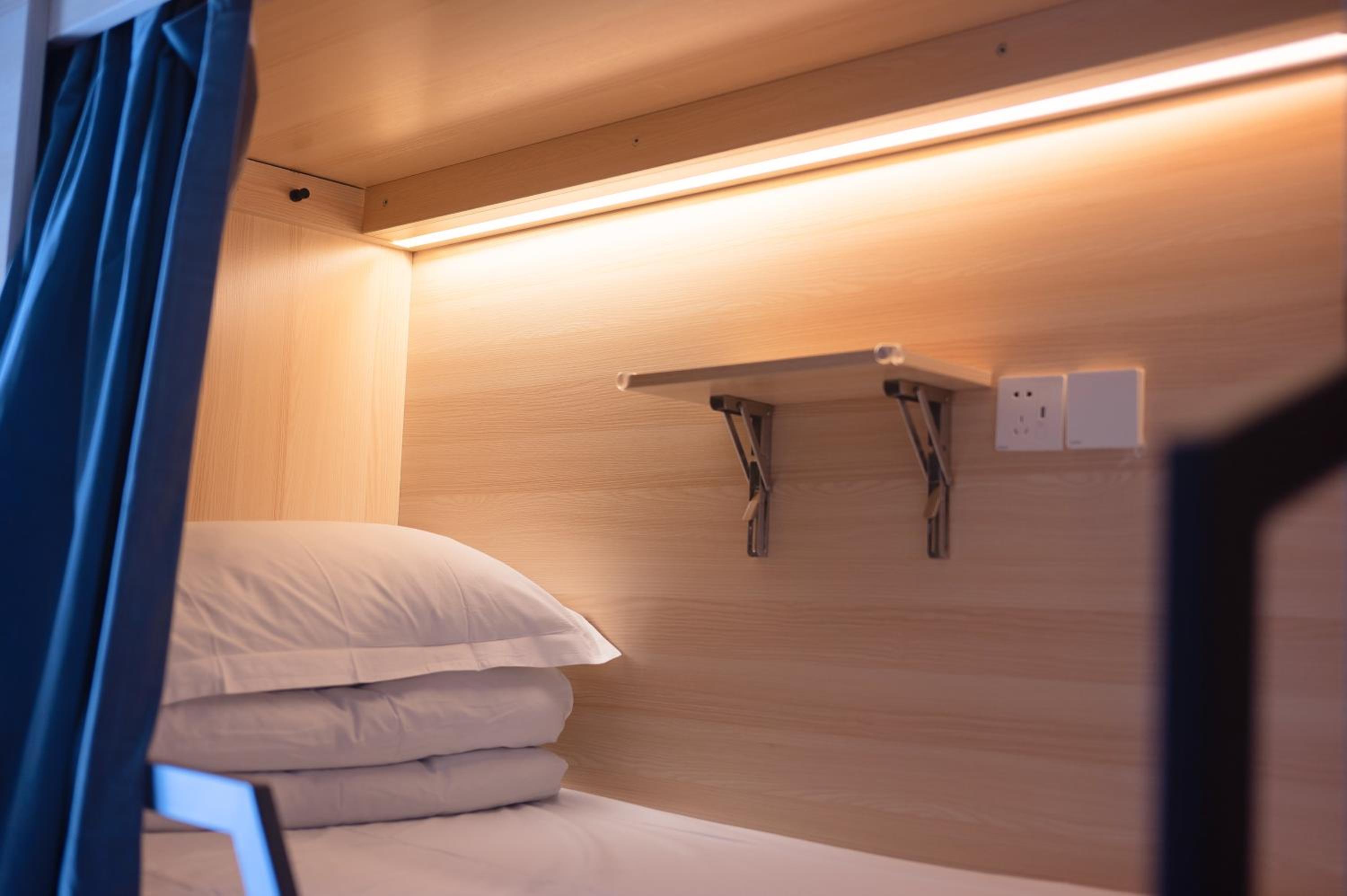 Dayin Youth Hostel - Old Town & People's Square& Rail Hub -Social Area -Bar -Café -Gym -Free Laundry Luggage Storage -24H Front Desk -English Service