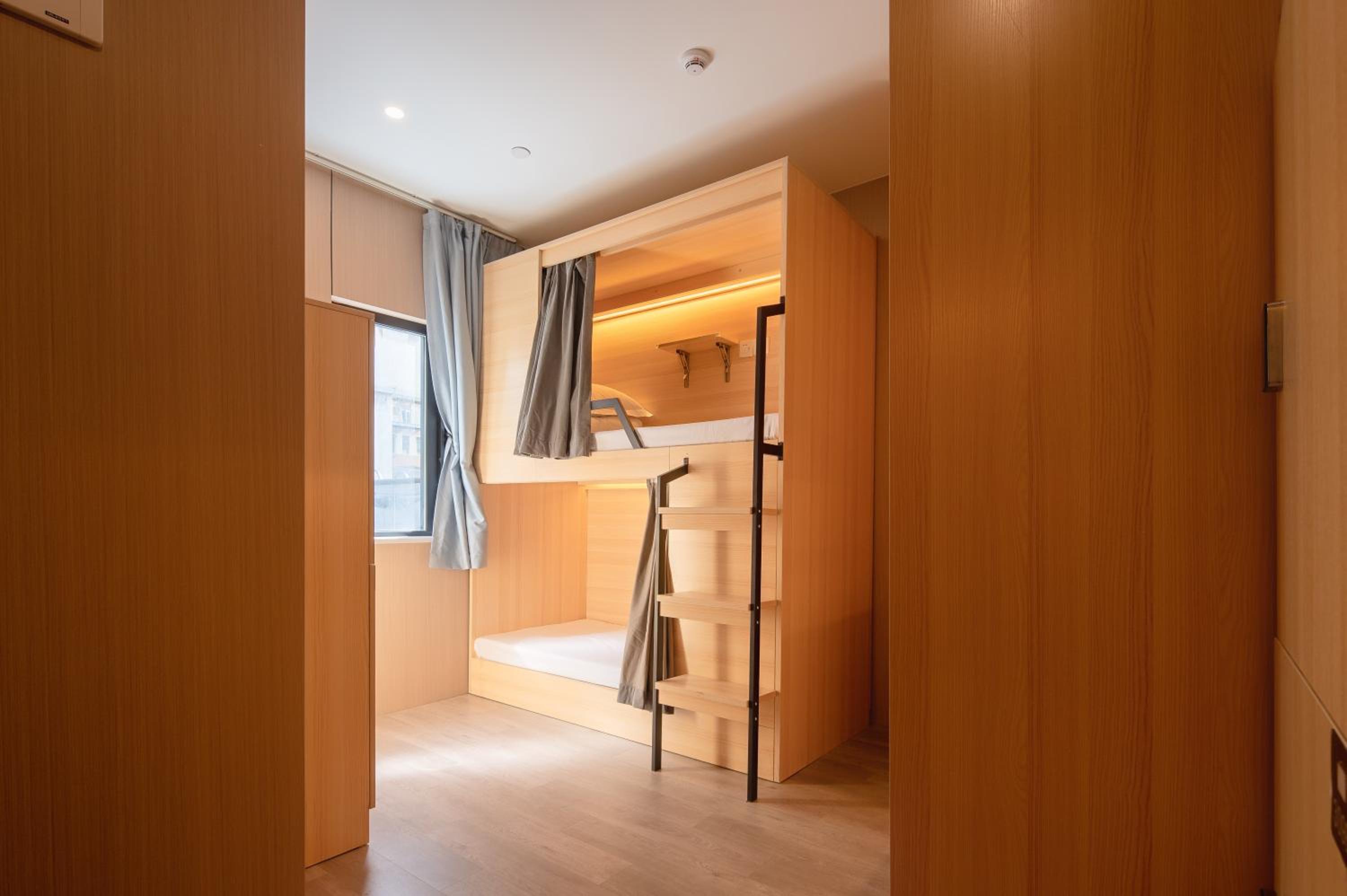 Dayin Youth Hostel - Old Town & People's Square& Rail Hub -Social Area -Bar -Café -Gym -Free Laundry Luggage Storage -24H Front Desk -English Service