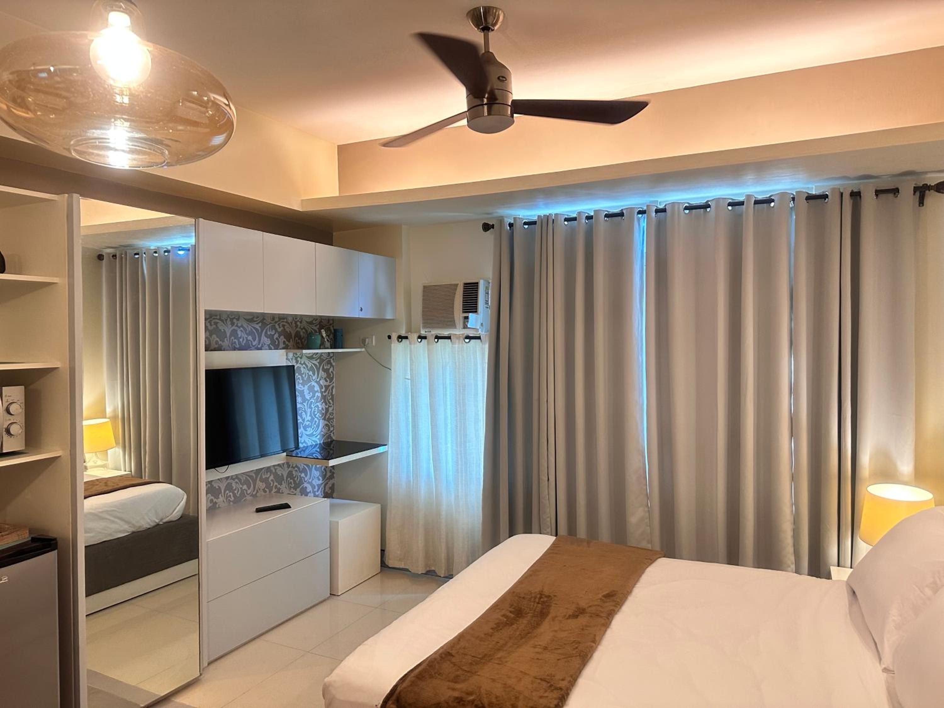 COZY COVE at Stamford Executive Residences view 2