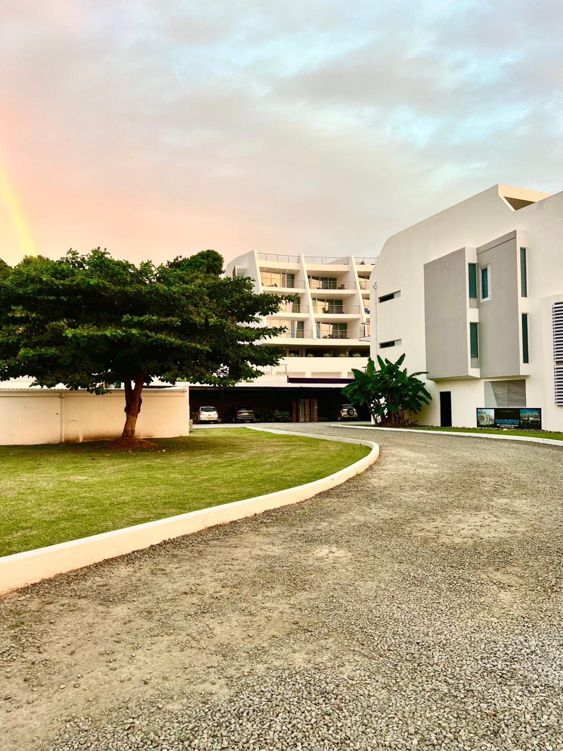 Waterside Luxury Condo