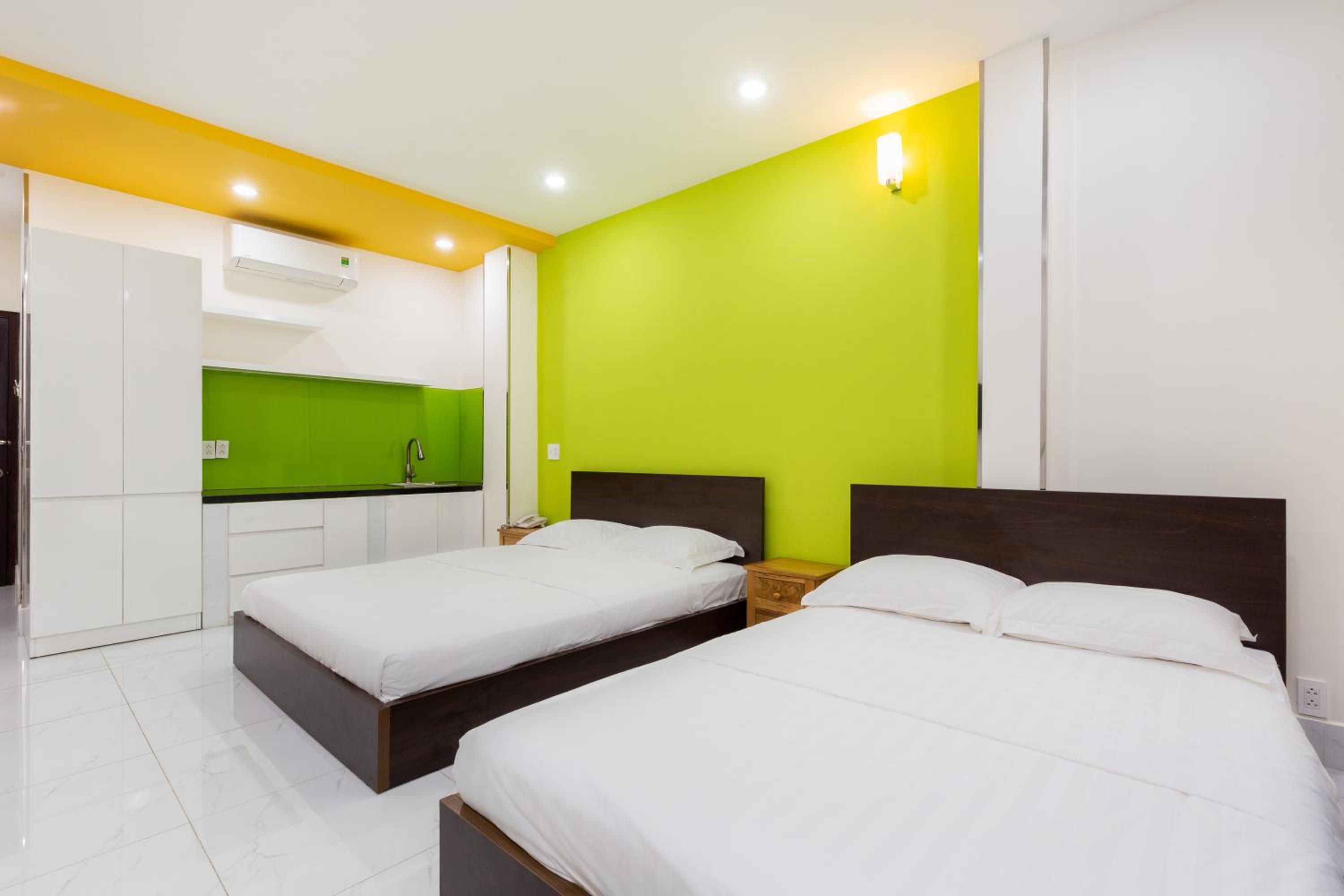 Tran Chau Hotel SG - by BAY LUXURY