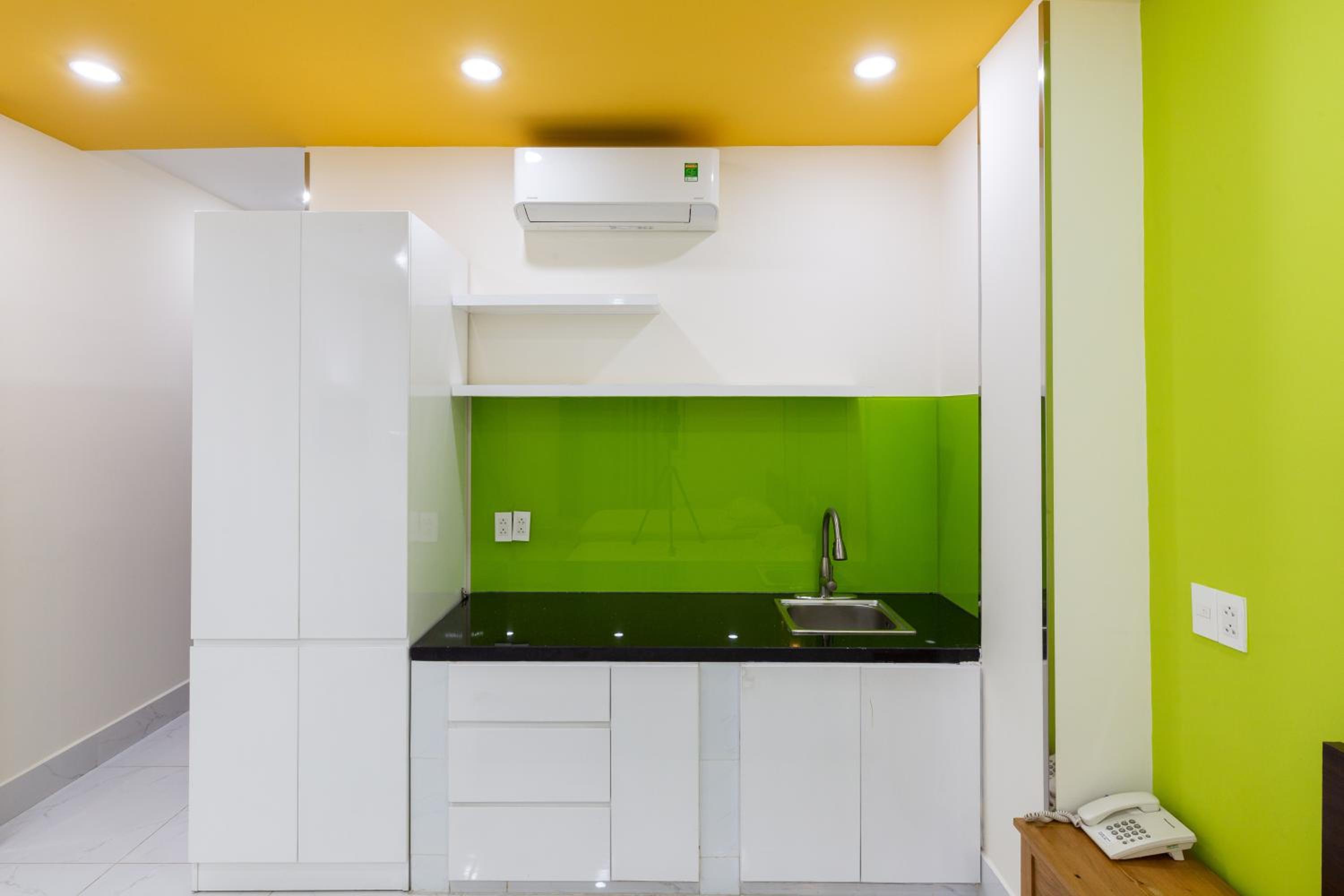 Tran Chau Hotel SG - by BAY LUXURY