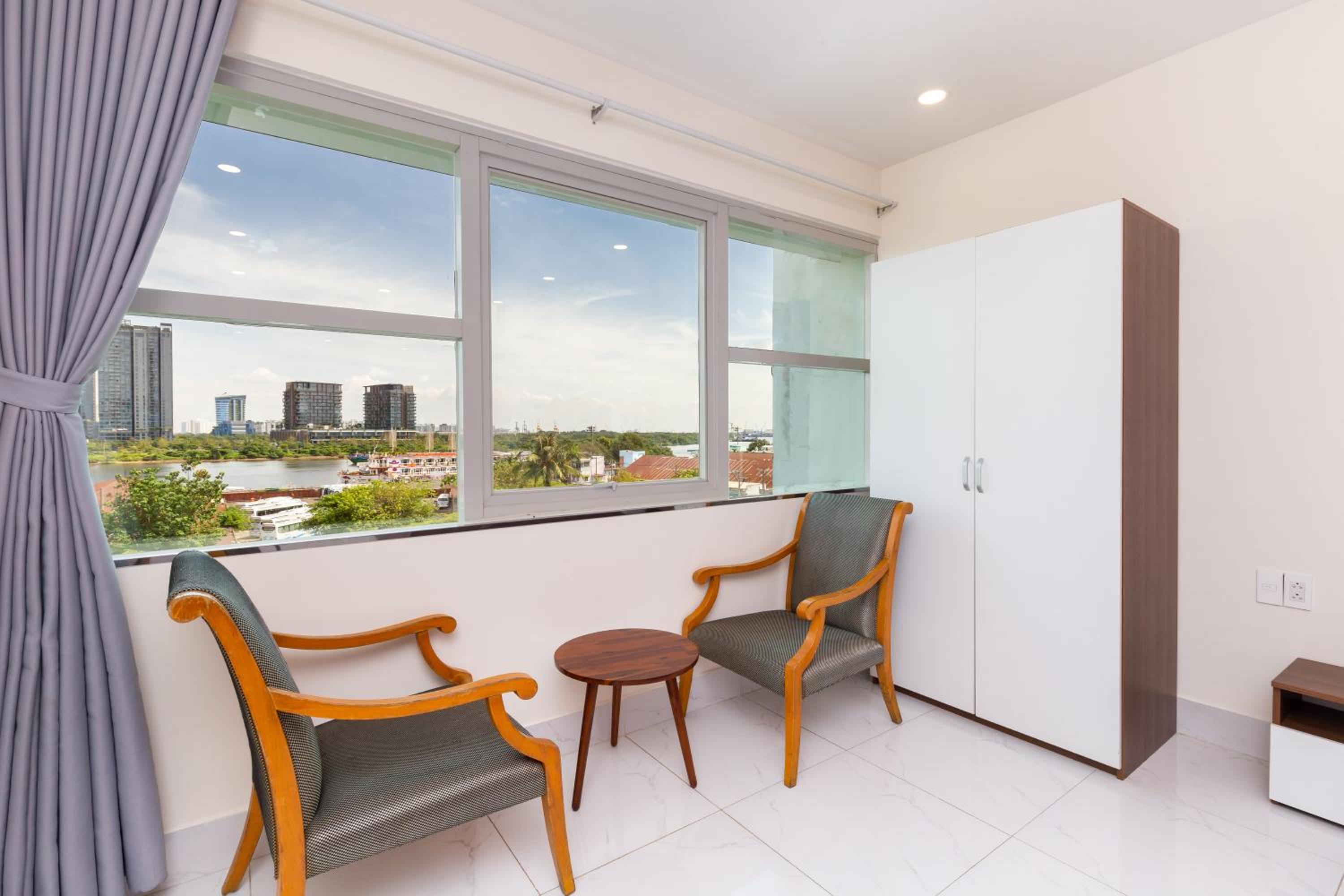 Tran Chau Hotel SG - by BAY LUXURY
