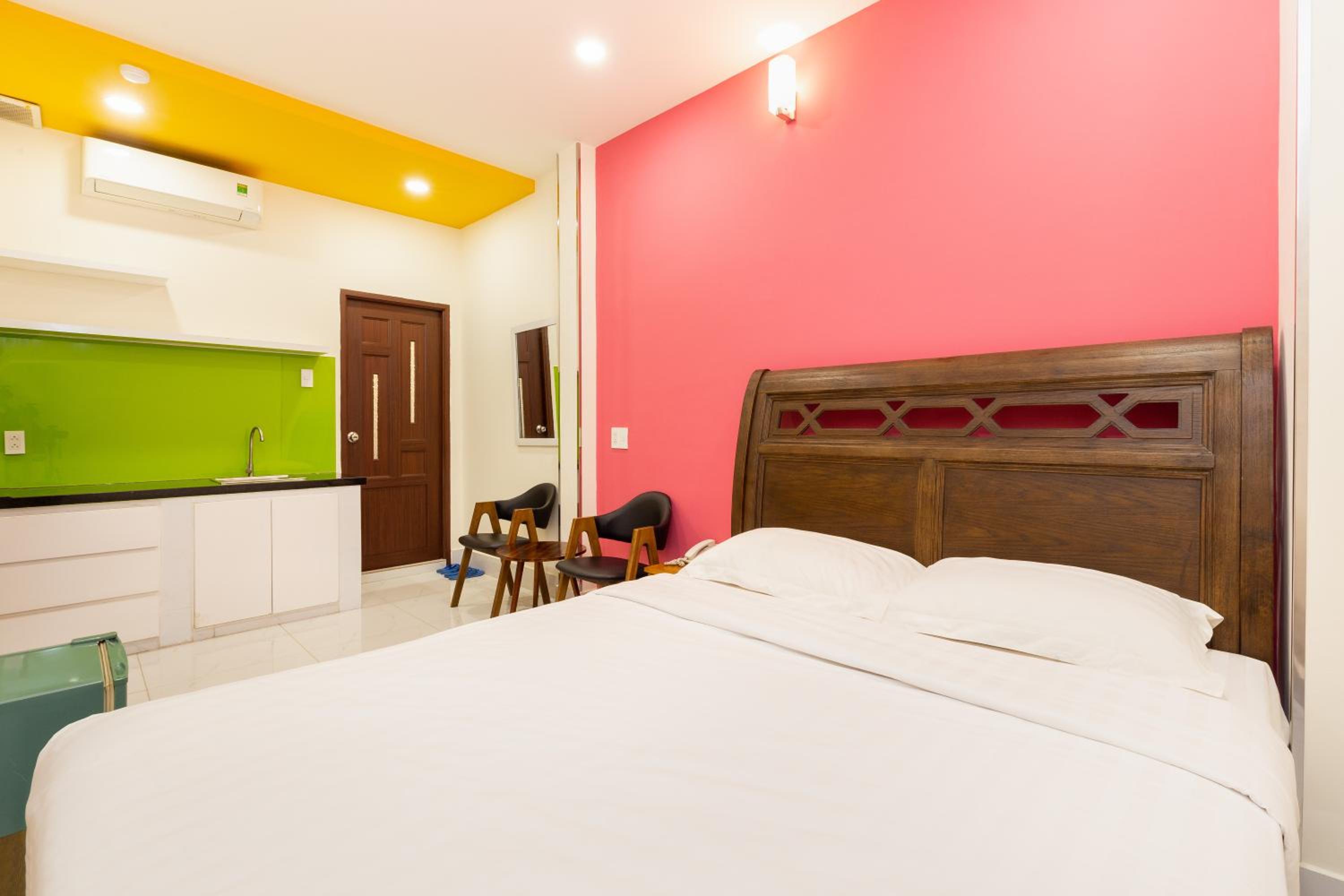 Tran Chau Hotel SG - by BAY LUXURY
