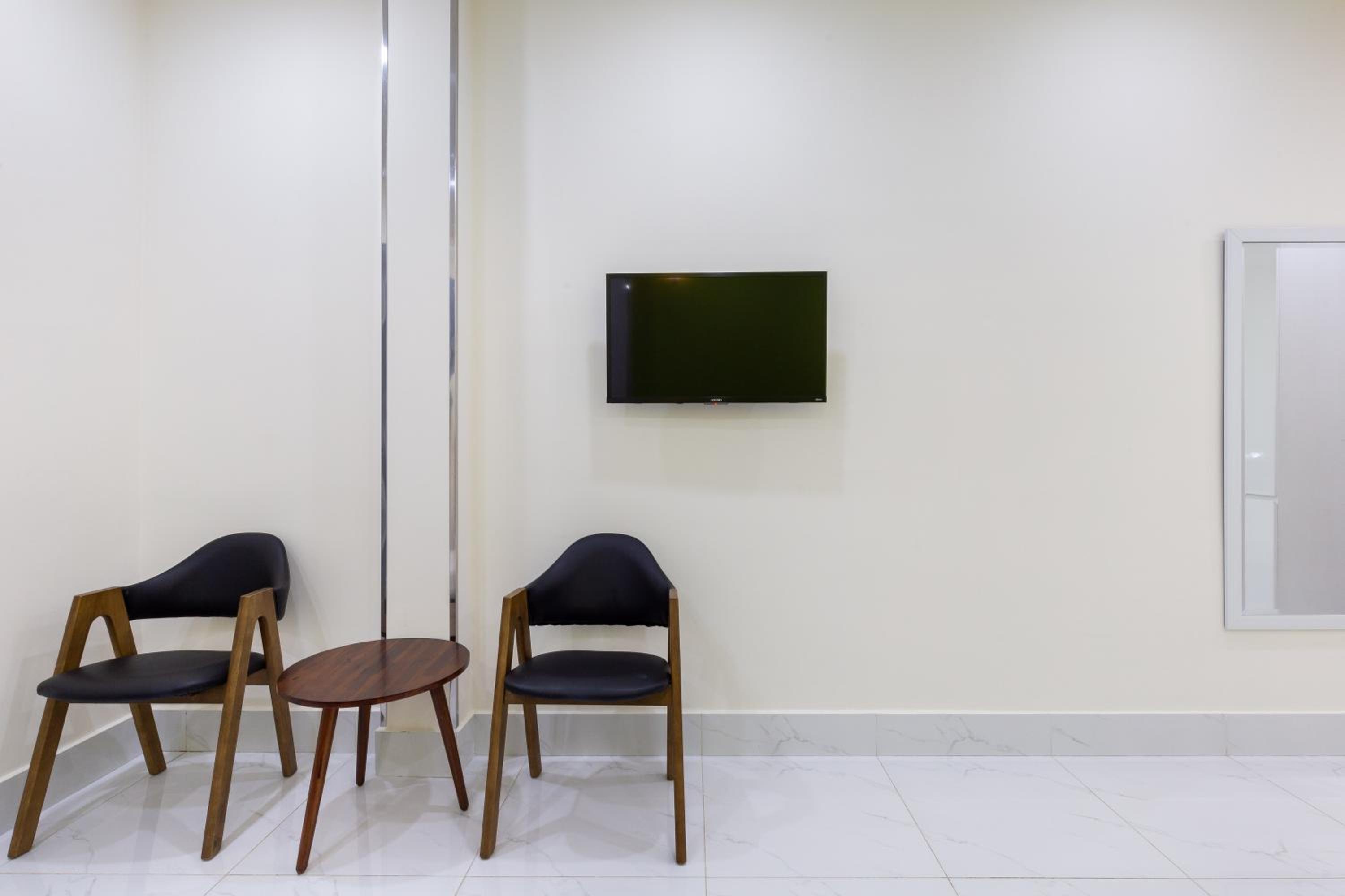 Tran Chau Hotel SG - by BAY LUXURY