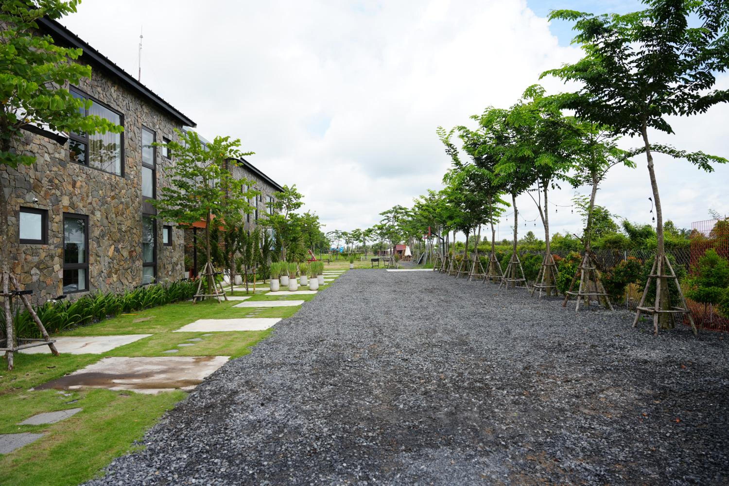 BEAUCHAMP VILLA